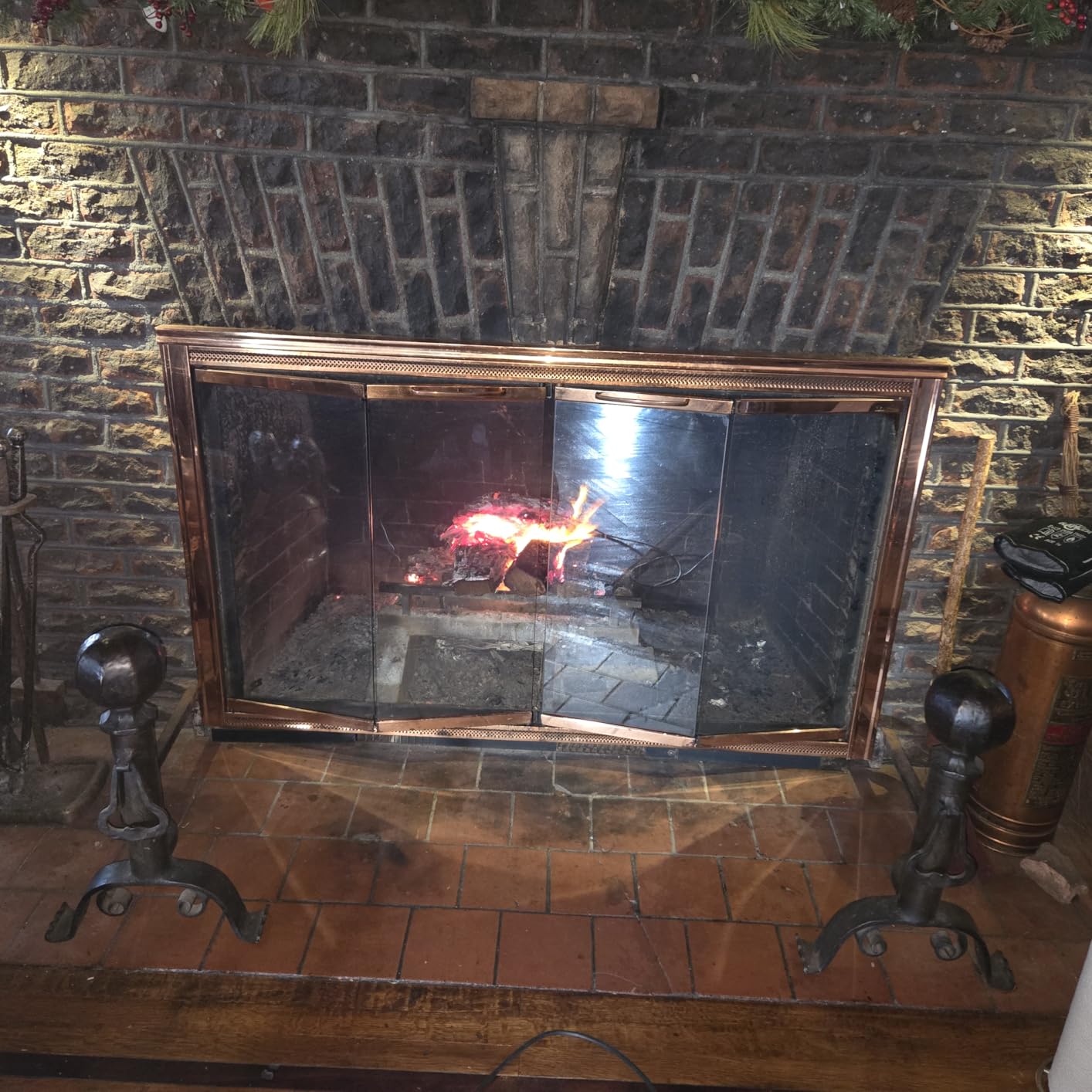 Razor Blade Scraper,Floor Scraper Tool with 20PCS Extra Blades,Paint Scraper Ideal for Cleaning Stove Top,Windows,Glass,Tiles,Wall,Labels.(4 in,Metal) customer photo 1