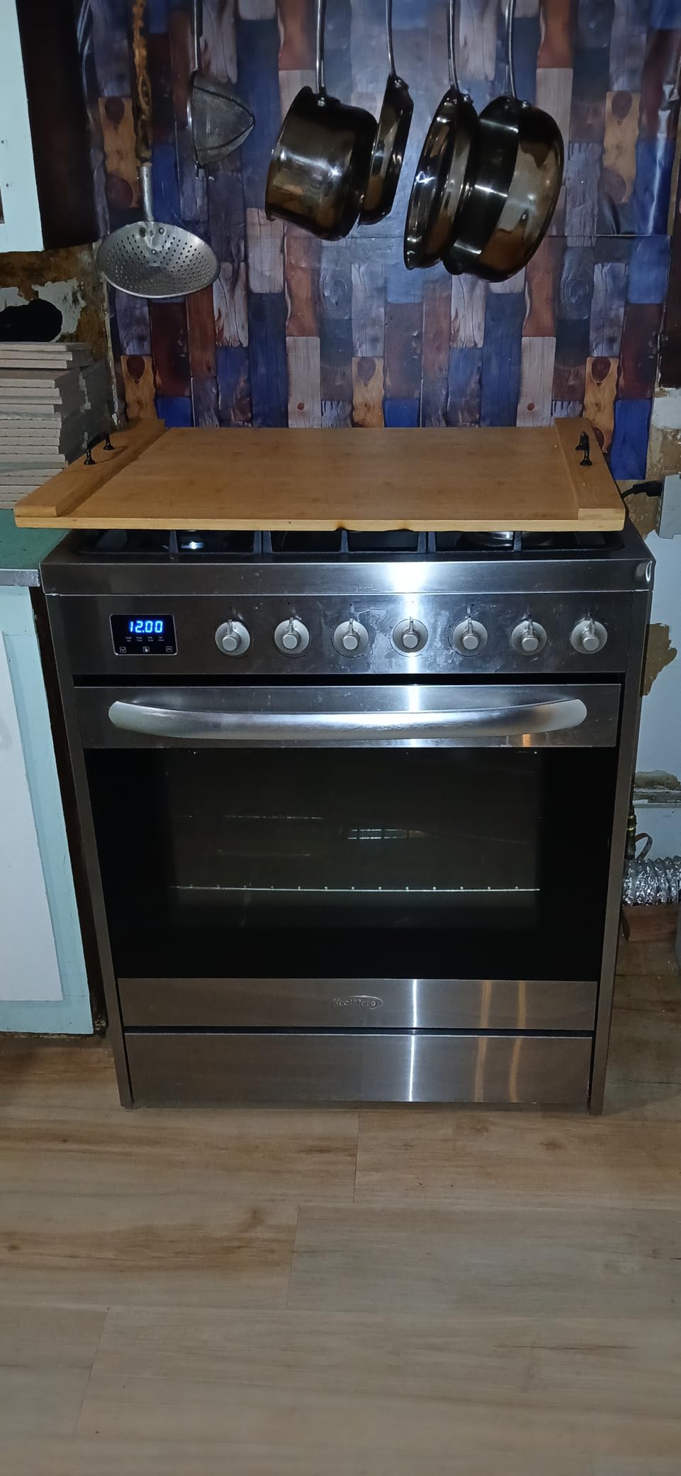KoolMore 36-Inch Professional Gas Range Stove with 5 Burner Cooktop, Rapid Convection Oven, and Digital Timer with Heavy-Duty Cast Iron Grates, Stainless-Steel Appliance (KM-FR36GL-SS) customer photo 1