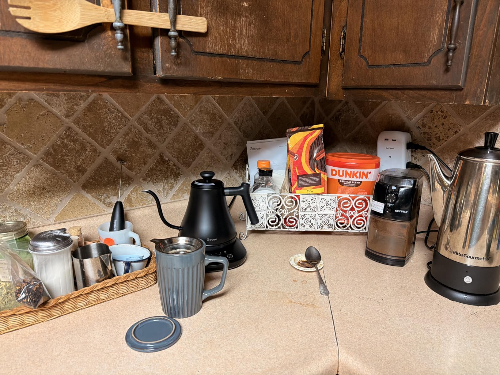 Govee Smart Electric Kettle, WiFi Variable Temperature Gooseneck Pour Over Kettle and Tea Kettle, Alexa Control, 1200W Quick Heating, 100% Stainless Steel, 0.8L, Matte Black customer photo 1