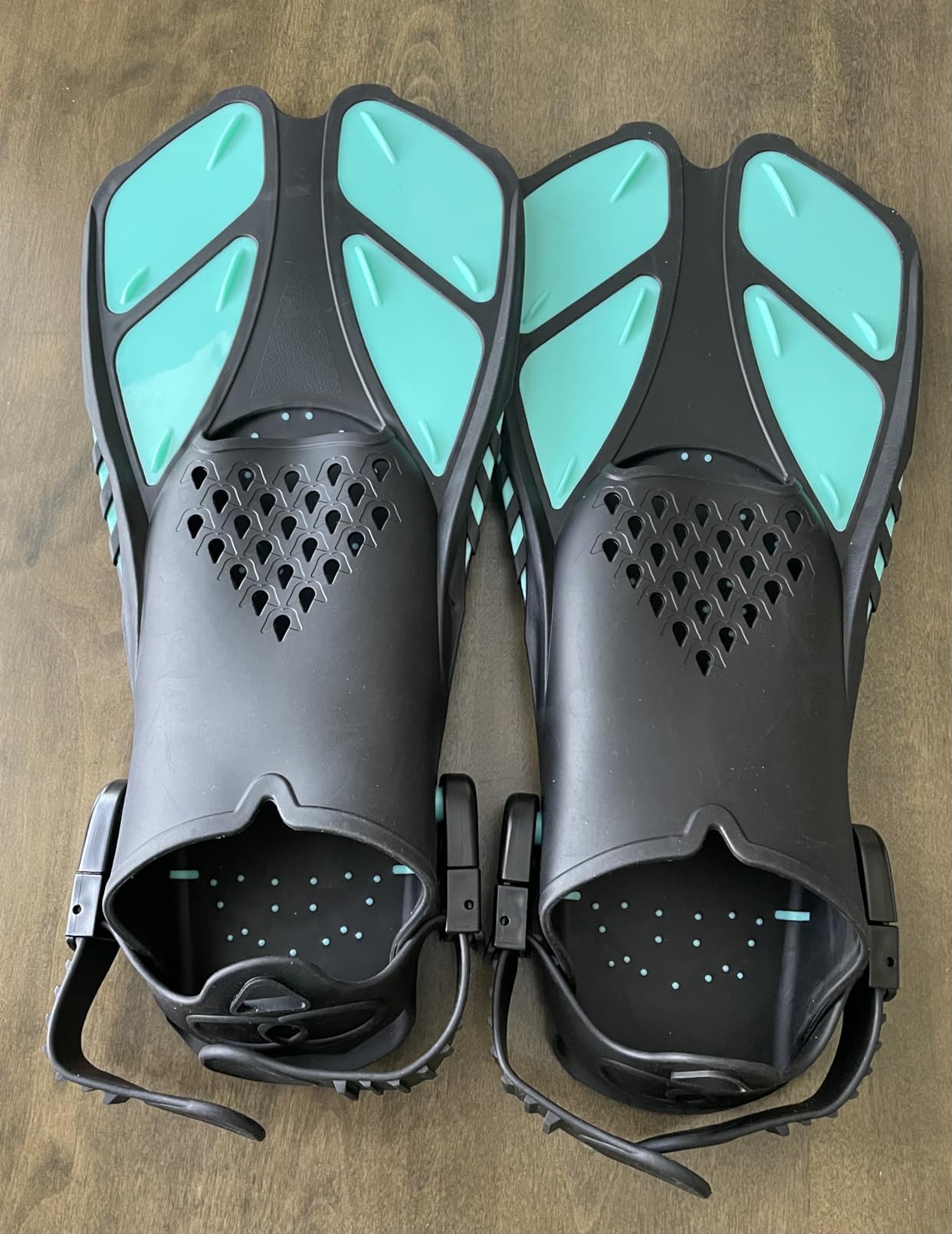 Ubekezele Snorkeling Gear for Adults Men Women, 4 in 1 Snorkel Set with Panoramic View Diving Mask Anti-Fog Anti-Leak, Dry Top Snorkel, Fins and Travel Bag customer photo 2