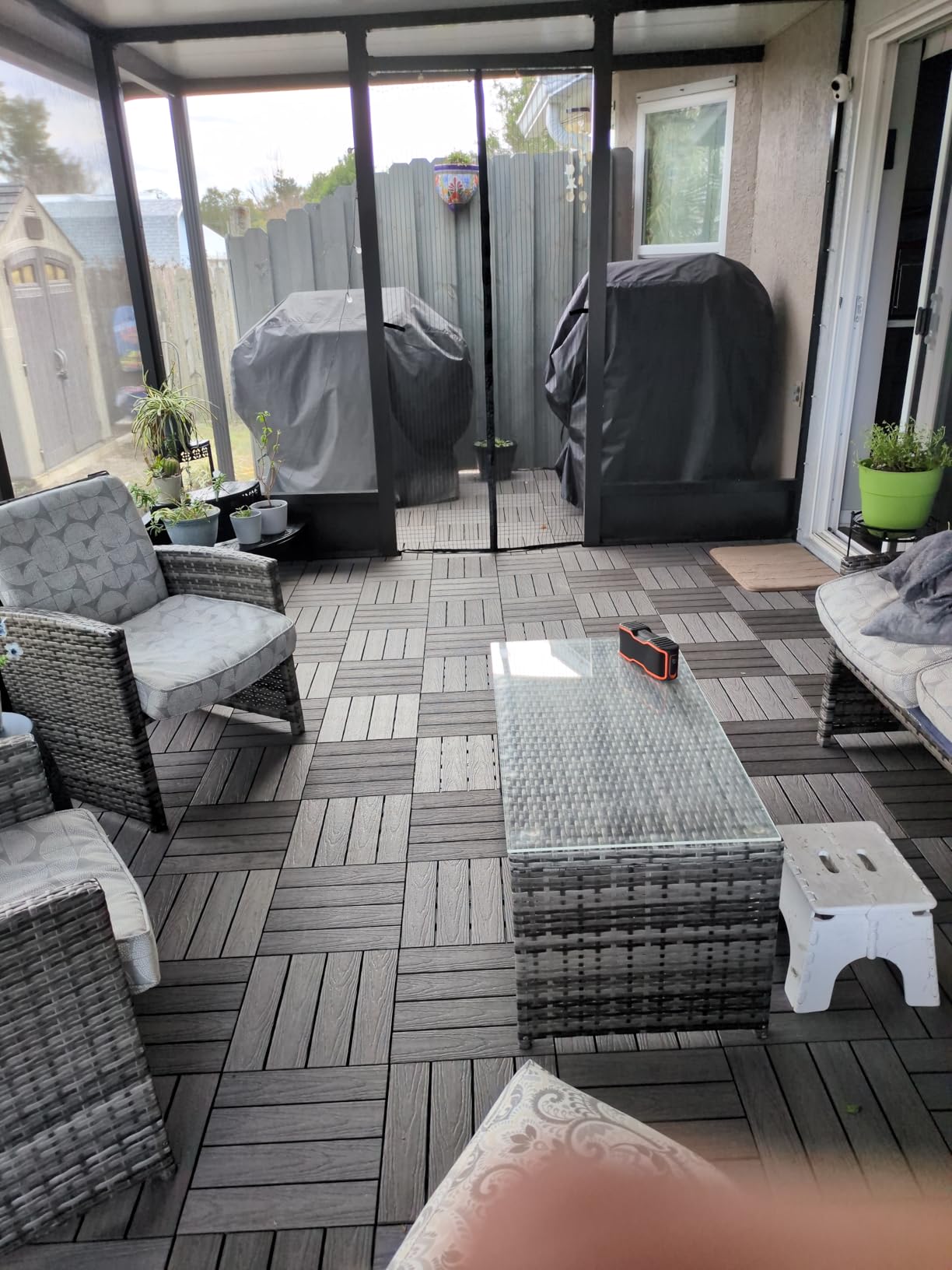 NewTechWood UltraShield Naturale 1 ft. x 1 ft. Quick Deck Outdoor Composite Deck Tile in Icelandic Smoke White (10 sq. ft. per Box) customer photo 2