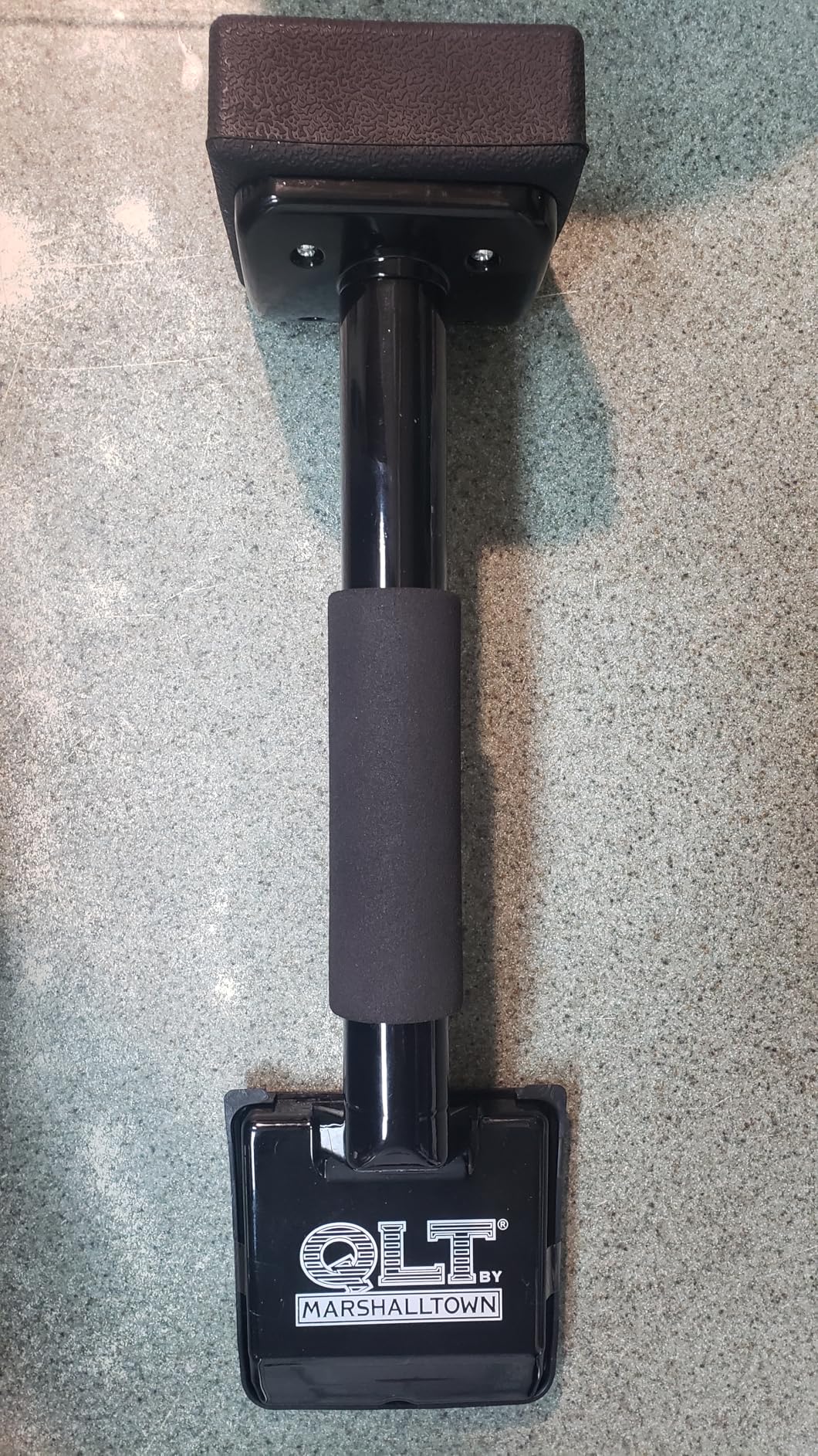 MARSHALLTOWN Knee Kicker, Non Adjustable Carpet Tool, Contractor Grade customer photo 1