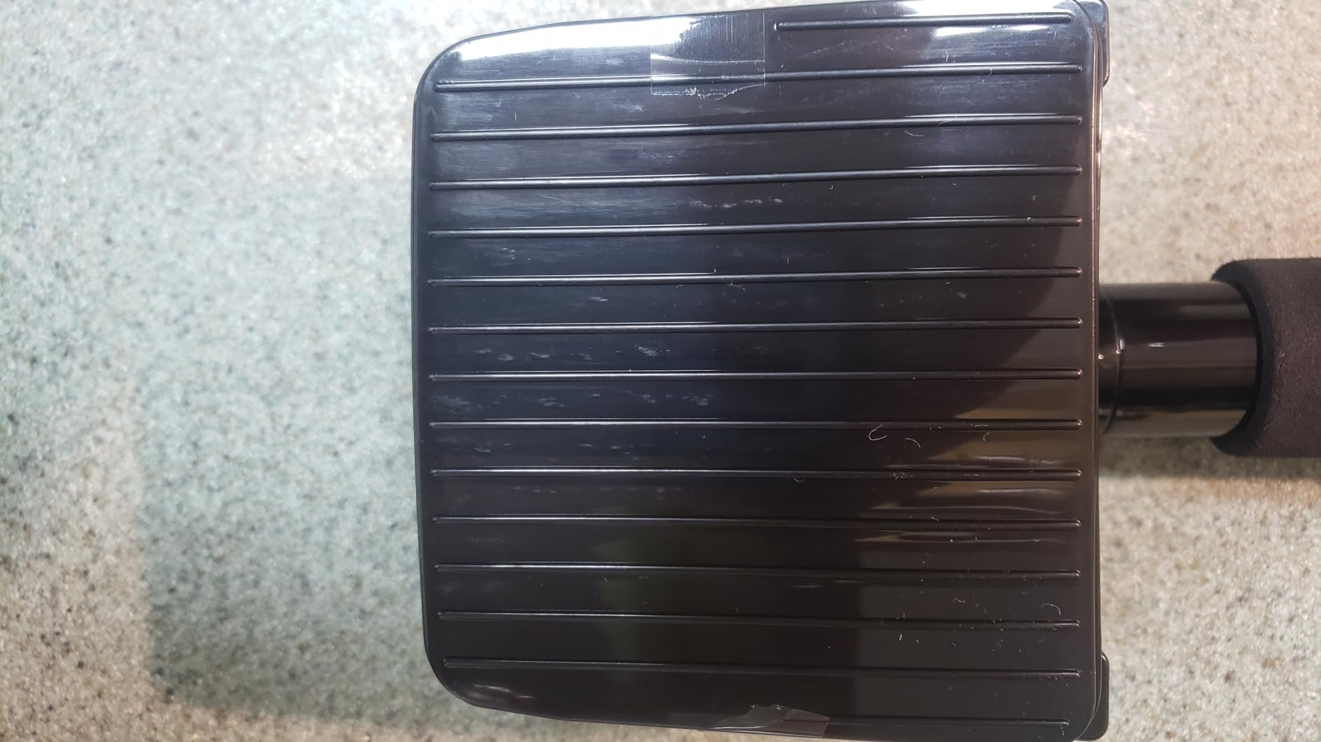 MARSHALLTOWN Knee Kicker, Non Adjustable Carpet Tool, Contractor Grade customer photo 2