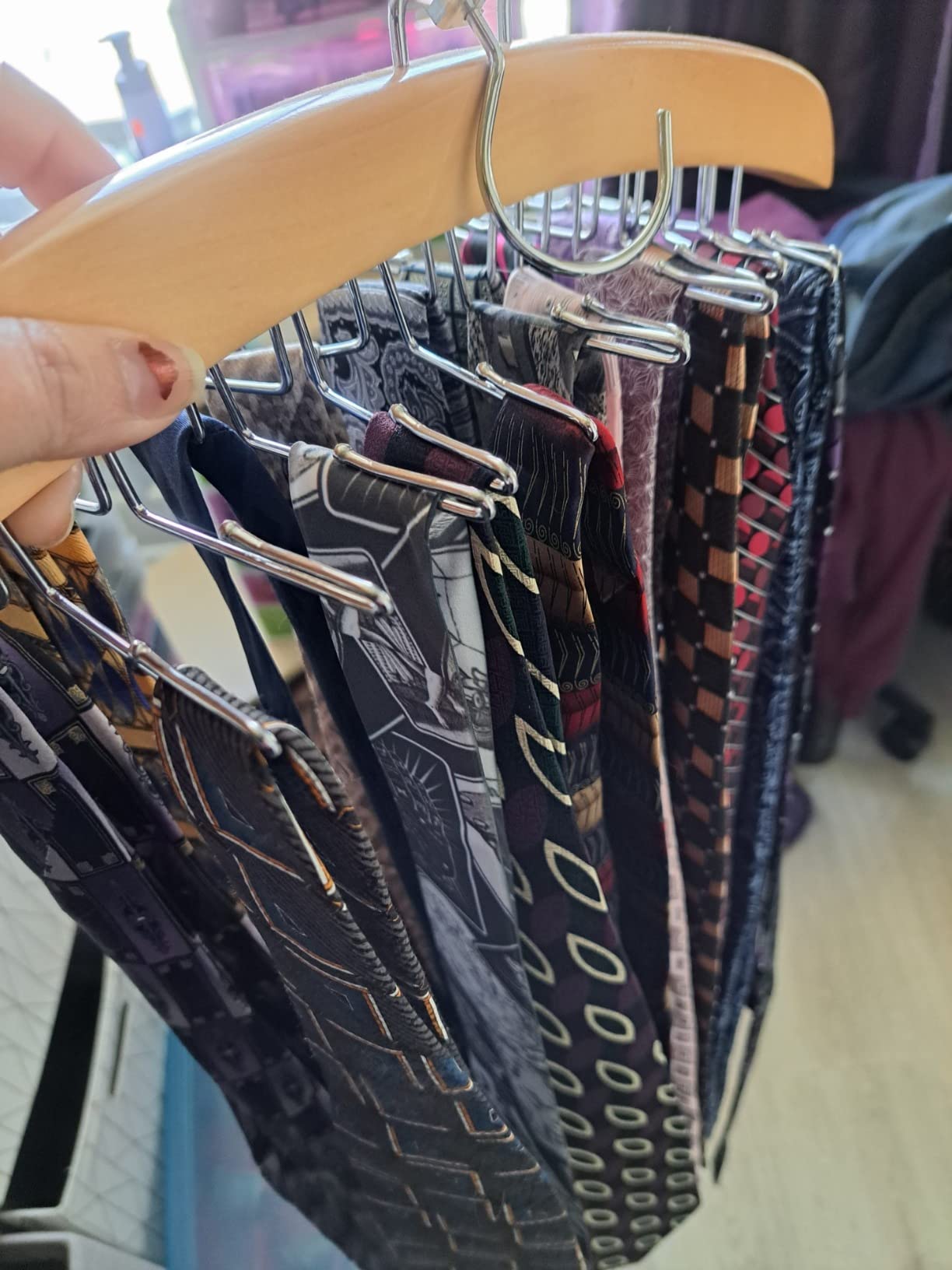 Tie Rack Tie Hanger 24 Hooks Wooden, Tank Top Hanger,Belt Organizer for Closet,with Upgraded 360°Rotating, Belts Scarves Accessories for Bras,Tank Tops,Camisoles customer photo 2