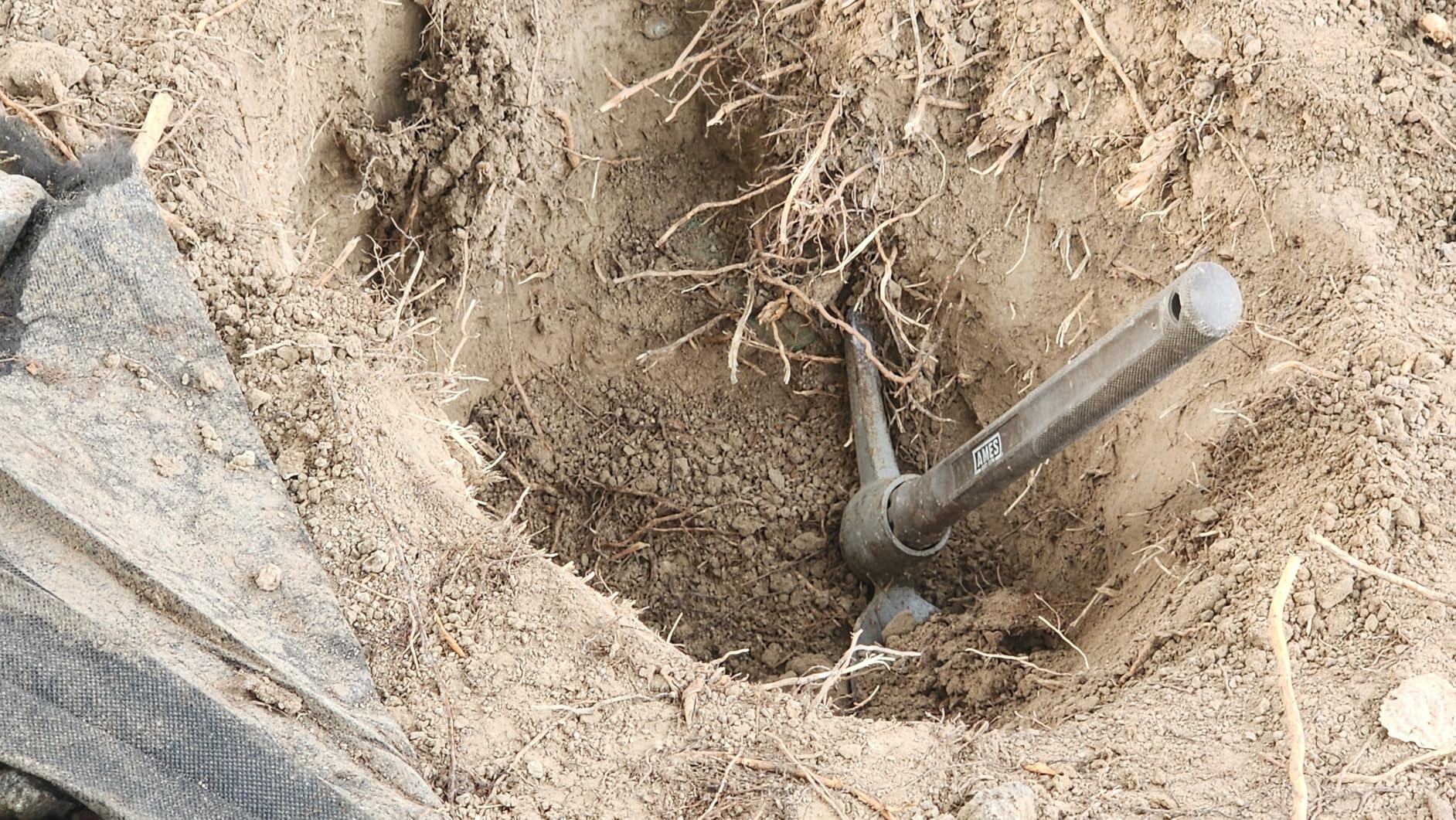 Klein Tools ET450 Advanced Underground Circuit Breaker Finder and Wire Tracer Kit for Energized and Non-Energized Breakers, Fuses, and Wires customer photo 1