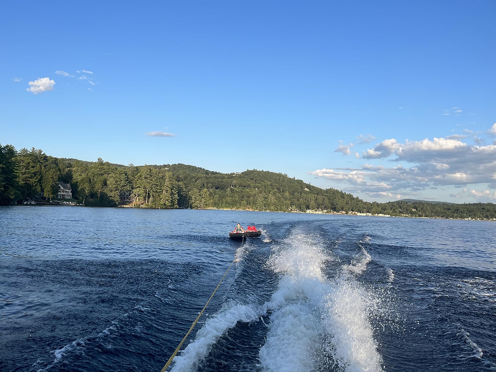 ZOOMBROS Towable Tubes for Boating 2 Person, Water Tubes for Boats to Pull, Safety Inflatable Boat Tubes and Towables, Water Sport Towables with Drainage, Quick Connector, Large Capacity customer photo 1