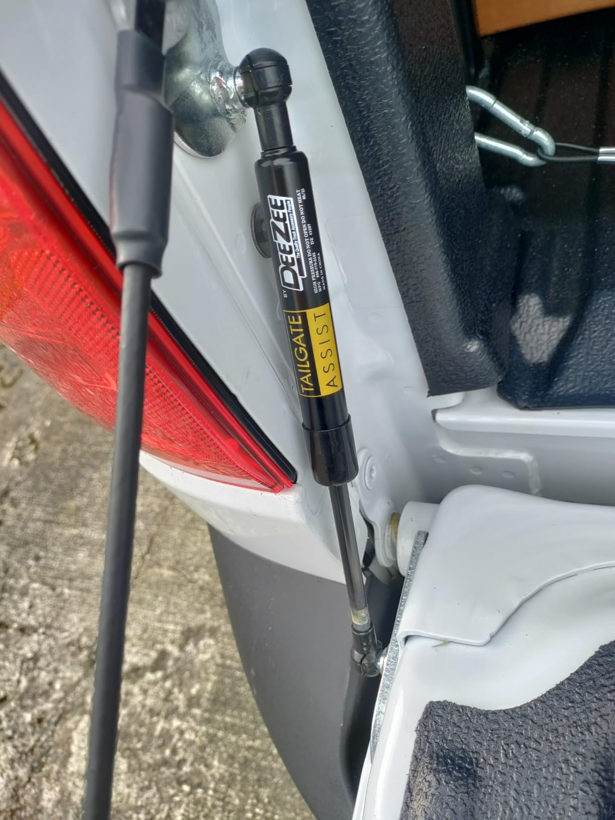 DEE ZEE DZ43207 Tailgate Assist Fits 22-Current Ford Maverick customer photo 1