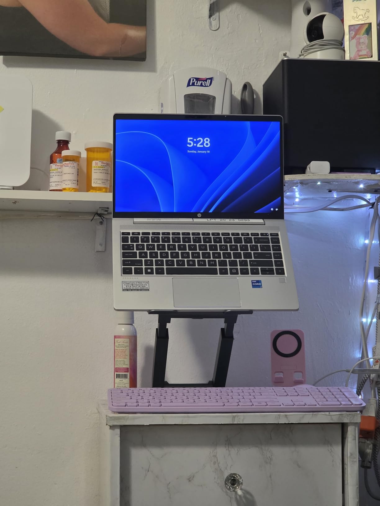 tounee Telescopic Laptop Stand for Desk with 360 Degree Swivel Base, Sit to Stand, Height Adjustable, Portable Riser Holder for Good Posture, Compatible with MacBook Pro, All Laptops 10-17