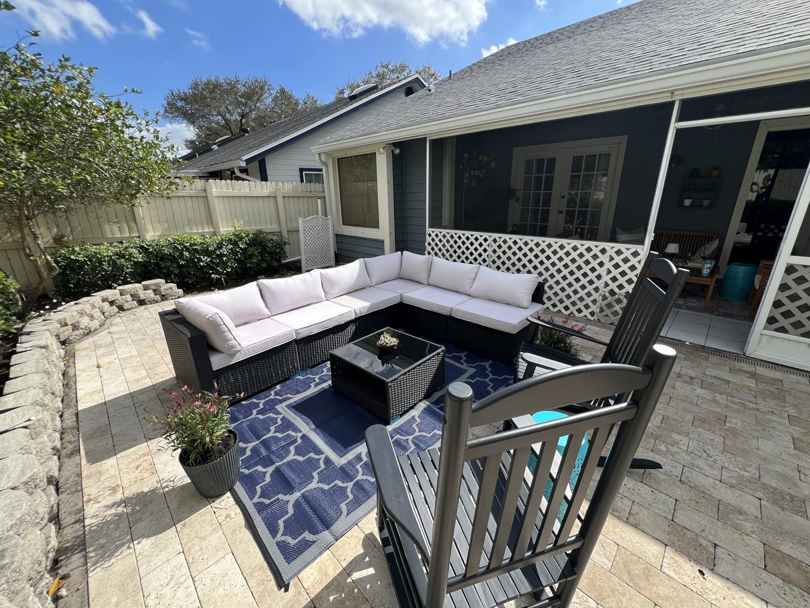 GENIMO 6' x 9' Outdoor Rug Waterproof for Patio Fall Decor, Foldable Reversible Plastic Straw Area Rugs Mat for Camper, Outside Carpet for Rv, Deck, Porch, Picnic, Beach, Balcony, Blue & White customer photo 1