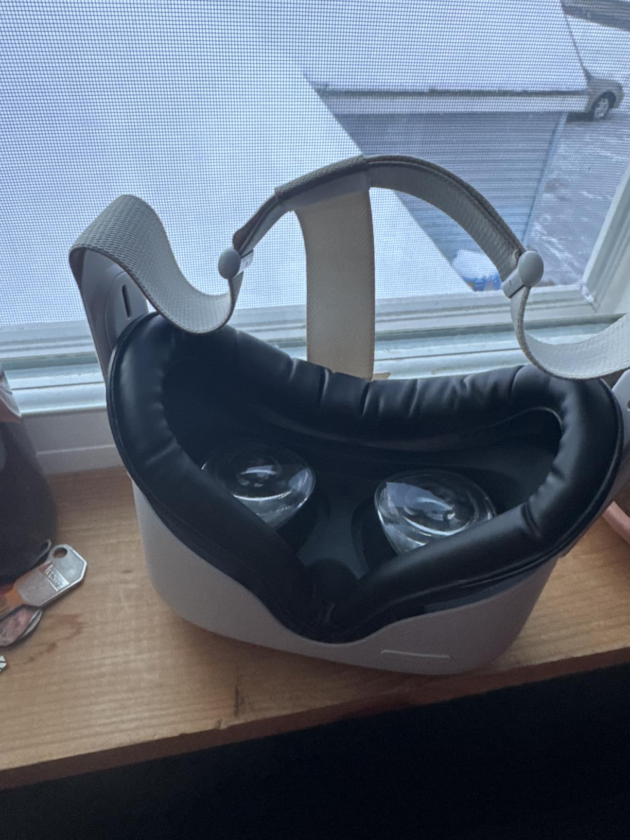 SUPERUS Facial Interface & Face Cover Pad for Oculus Quest 2, Sweat-Proof PU Foam Cushion - VR Accessories for Meta Quest 2, Compatible with Oculus Quest 2 Original Spacer customer photo 1