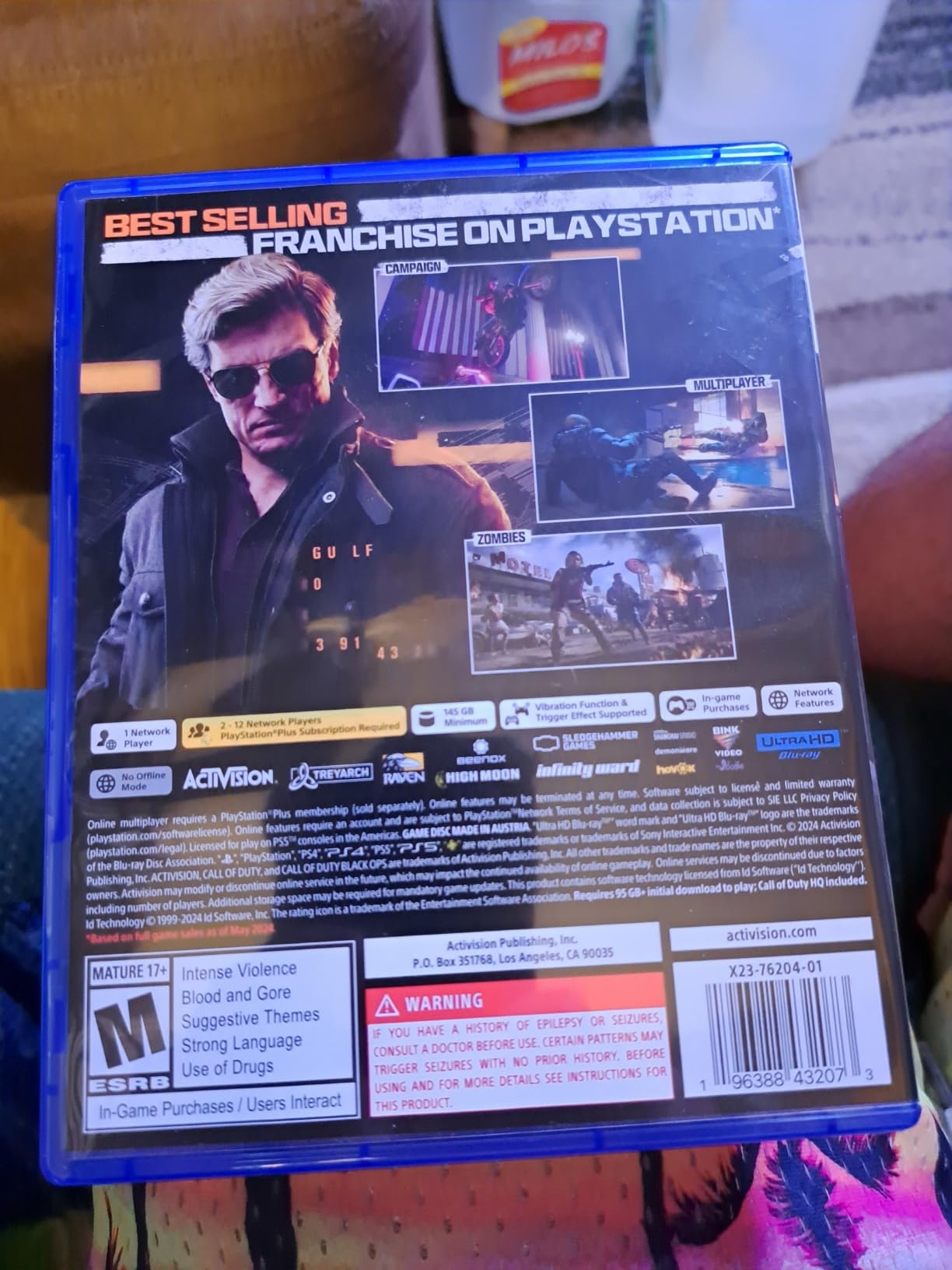 Call of Duty: Black Ops 6 - PlayStation 5 customer photo 2