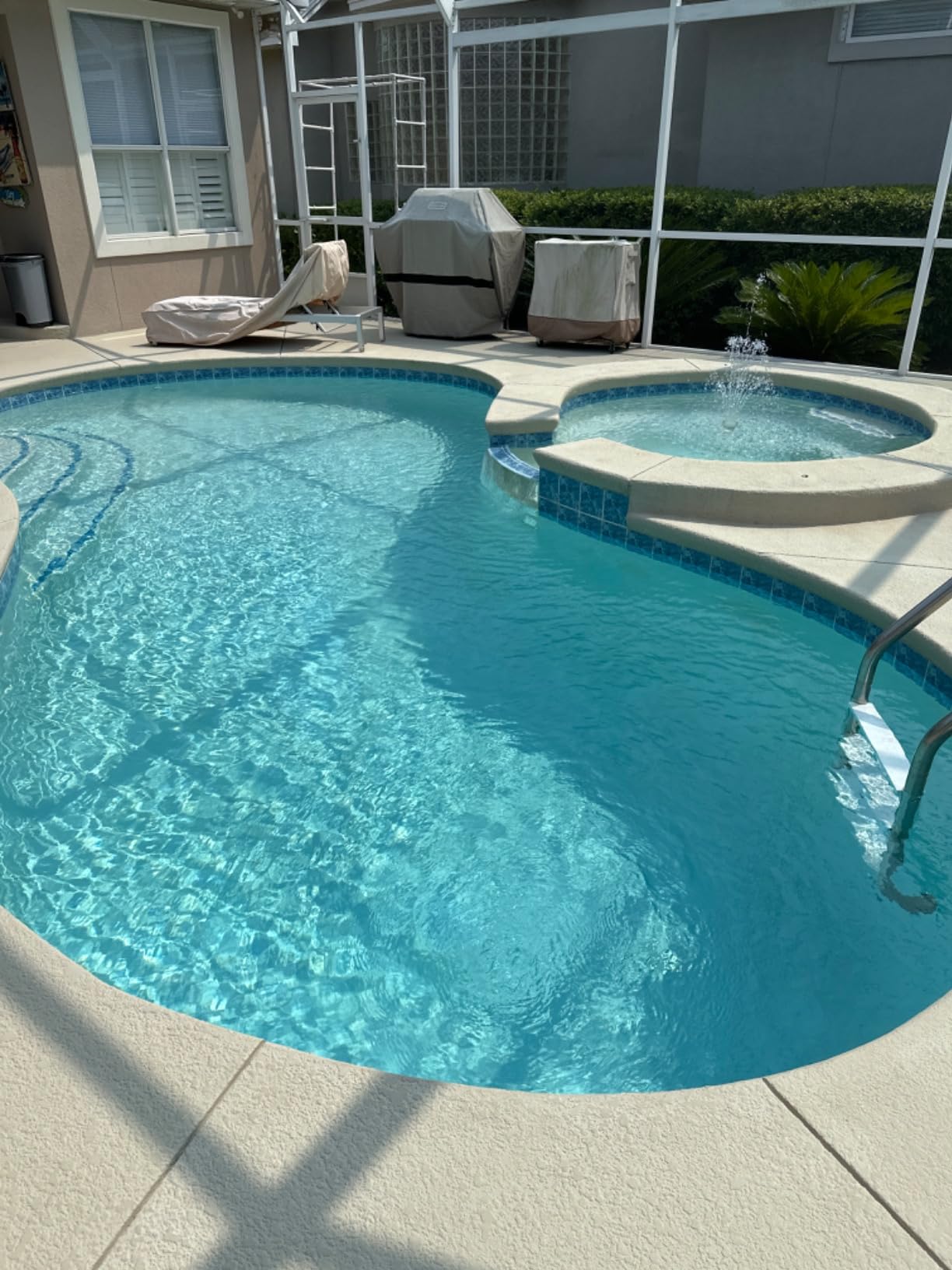 Hayward Super Pump XE 1.65 HP 230/115V Ultra-High Efficiency Variable-Speed In-Ground Swimming Pool Pump Replacement, W3SP2610X15XE customer photo 2