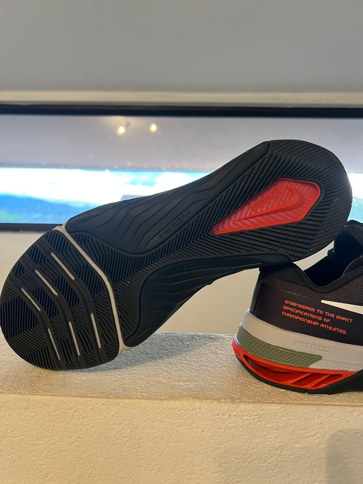 Men's Metcon 8 Sneakers customer photo 2