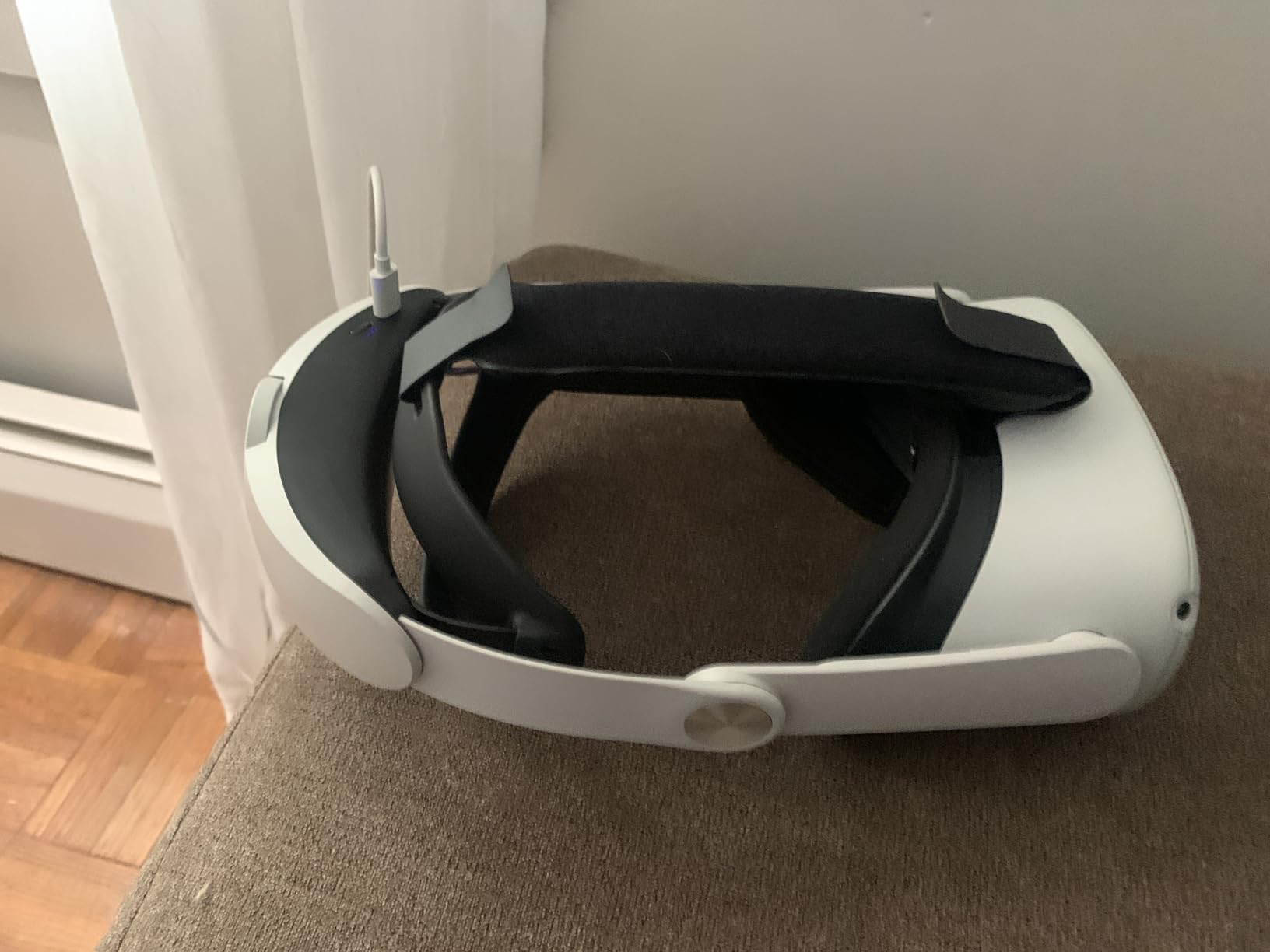 Head Strap with Battery Pack for Oculus/Meta Quest 2-10000mAh Battery Pack Extend 2-4H Playtime - VR Stocking Stuffers for Men - Adjustable Elite Strap Replacement Accessories for Oculus/Meta Quest 2 customer photo 2