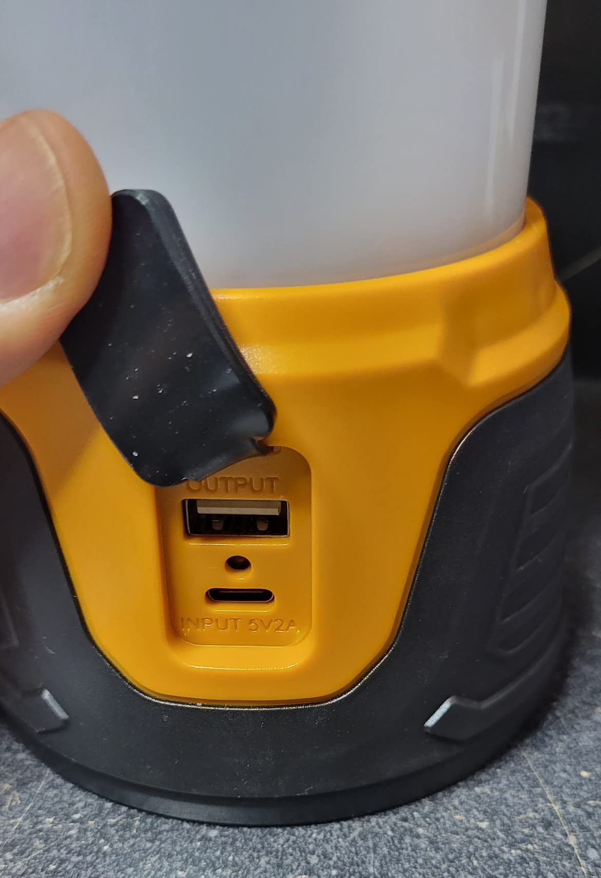 EverBrite Rechargeable LED Camping Lantern with Power Bank Function, 1000 Lumens Camping Lights, 5 Lighting Modes, Ideal for Power Outages, Emergencies, Hurricane, Home and More customer photo 2