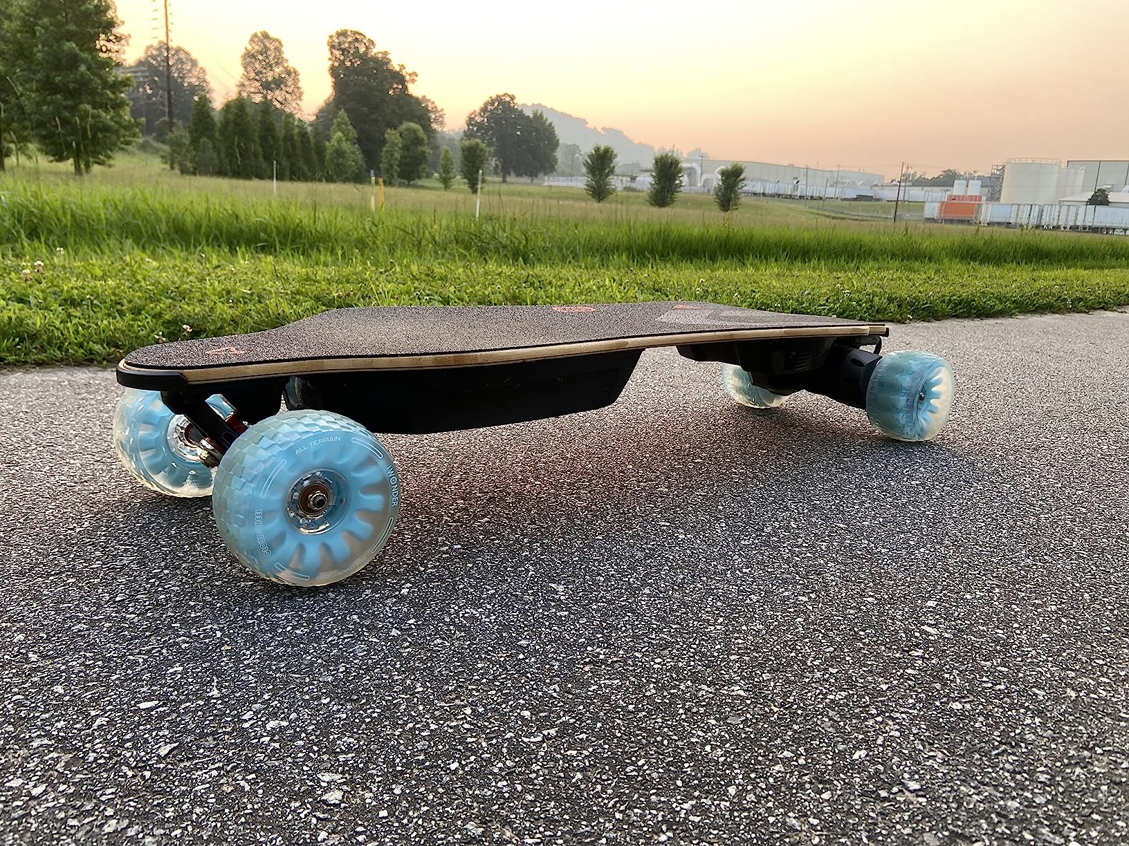 MEEPO Electric Longboard Skateboard with Remote for Adults, 34 MPH Top Speed, 30 Miles Long Range with 2800W*2 Gear Drive Motor, Bamboo & Fiberglass Deck, 330 LBS Max Load, Voyager X customer photo 1