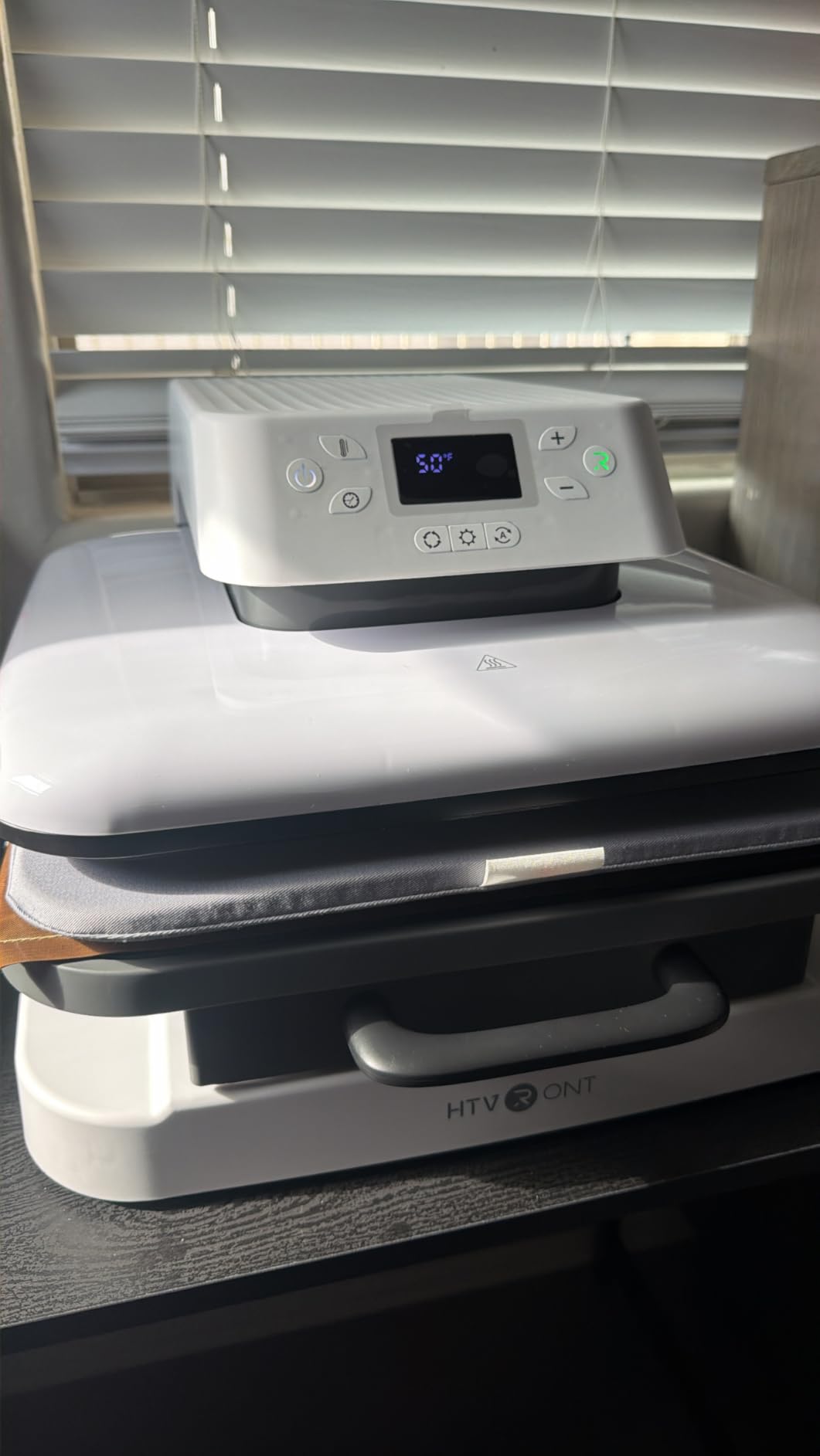 HTVRONT Auto Heat Press Machine for T Shirts - Heat Press 15x15 with Auto Release - Heats Up Fast & Heat Evenly, Professional Machines for HTV, Sublimation, Heat Transfer Projects customer photo 1