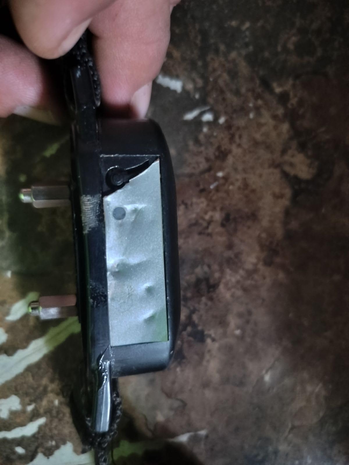 Wireless Dog Fence System, 2025 Electric Fence for Dog & Training Collar with Remote, Wireless Dog Collar Boundary Containment System, Adjustable Range Sizes, Suitable for Large,Medium Dogs ( 2 Dogs ) customer photo 1