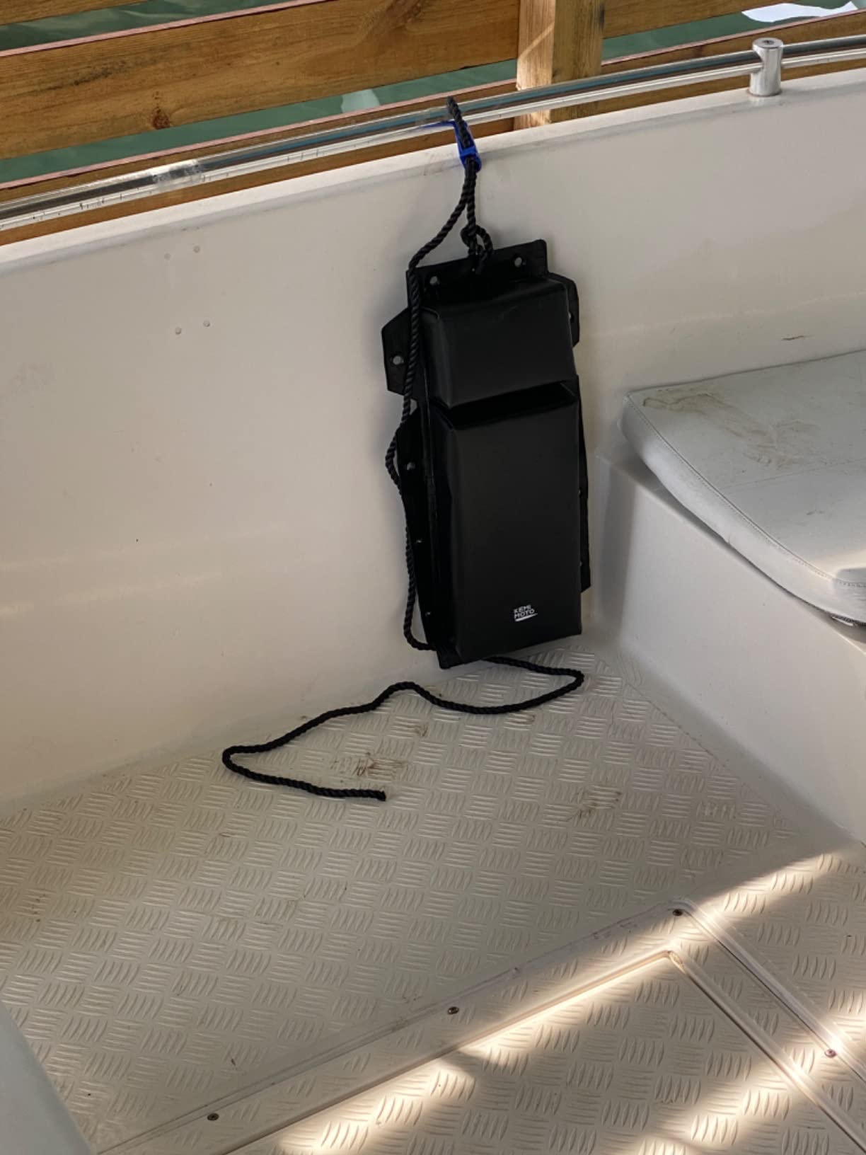 KEMIMOTO Boat Bumpers for Docking, Marine Dock Fender for Straight-Edge or Corner, Mounting Hardware Included, 2 Pack PWC Fenders Boat Fenders Bumpers with 2 Ropes customer photo 1