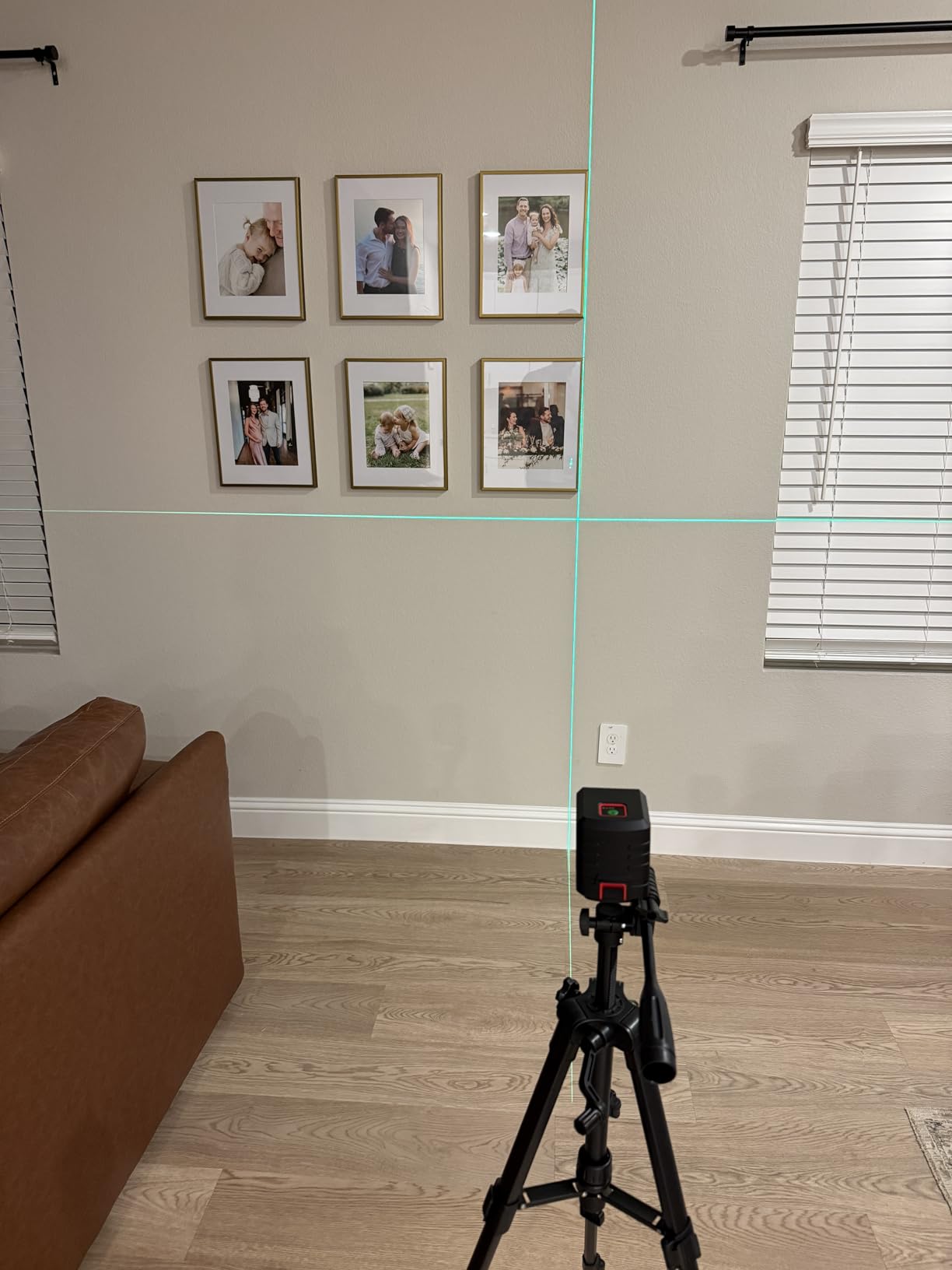 Self-Leveling Laser Level, 100Ft Green Cross Line Rotary Laser Tool - 4 Brightness Modes, Manual & Pulse Mode customer photo 2