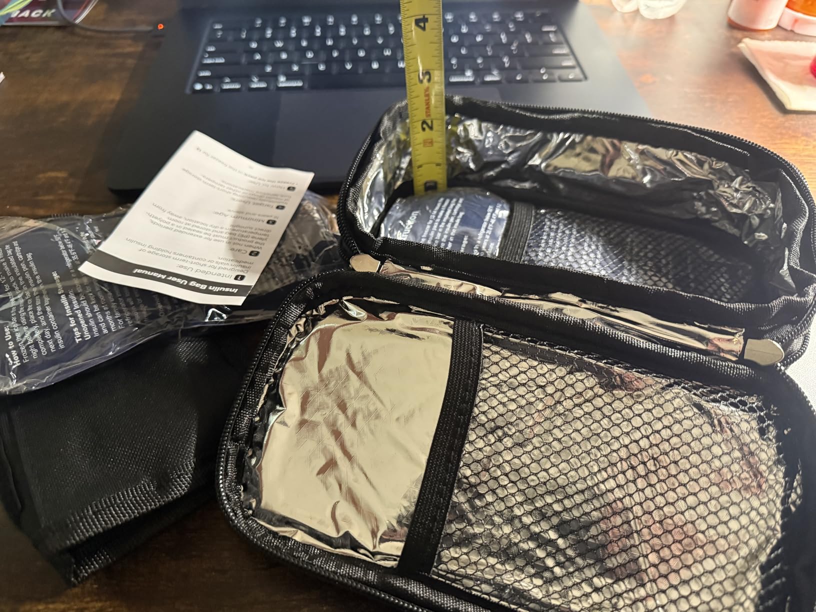 AUVON Expandable Insulin Cooler Travel Case with 2 x 180g Ice Packs, 10-12.5H Cooling Time for Flights & Road Trips, Portable Insulated Diabetic Cooler Bag for Insulin Pens & Essential Supplies customer photo 2