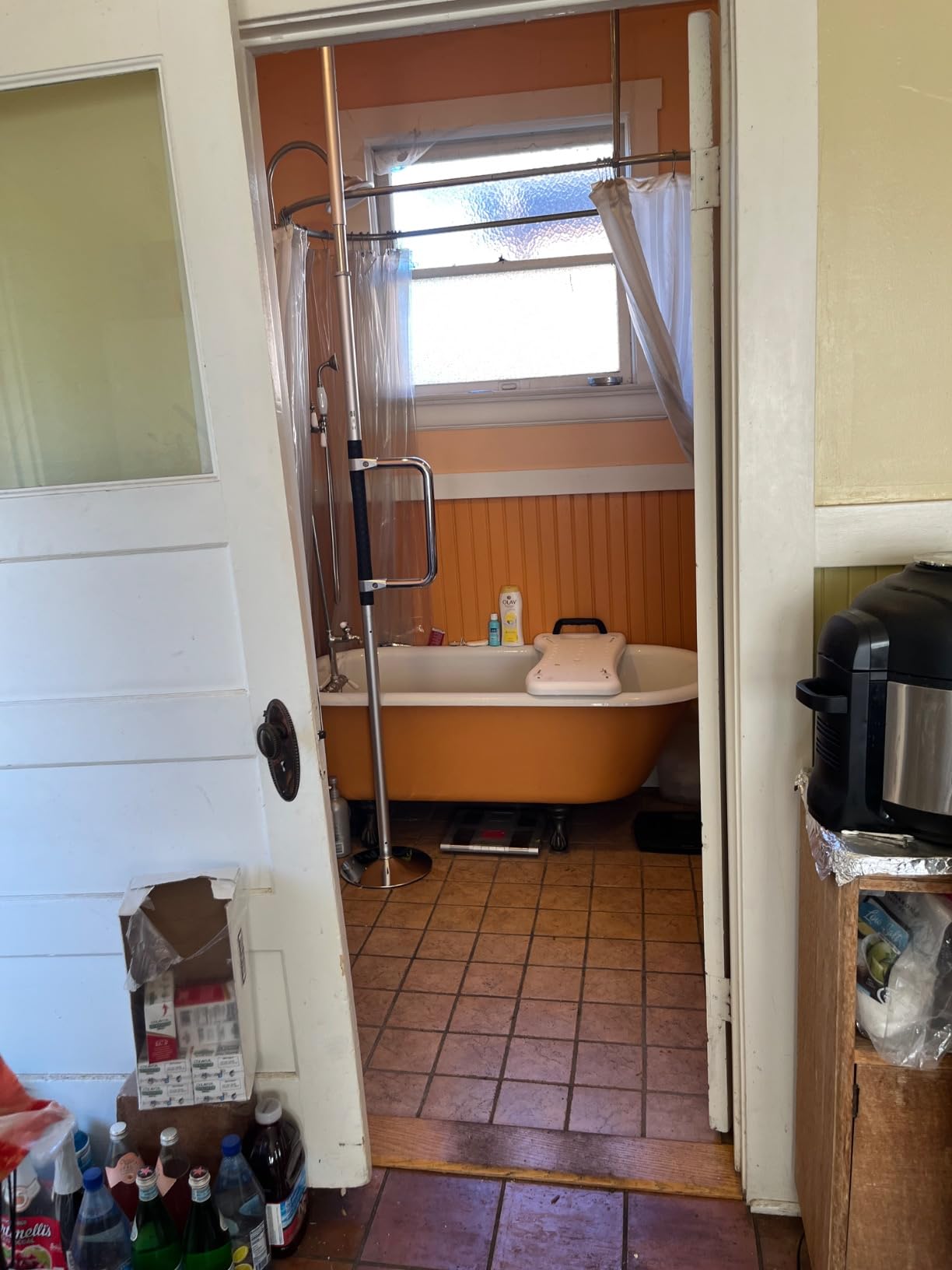 Vive Floor to Ceiling Grab Bar - Stand Assist Aid for Elderly - Shower Safety Bar for Seniors - Stand Assist Transfer Pole - Shower Support Pole - Toilet Rail for Disabled & Handicap Security customer photo 2