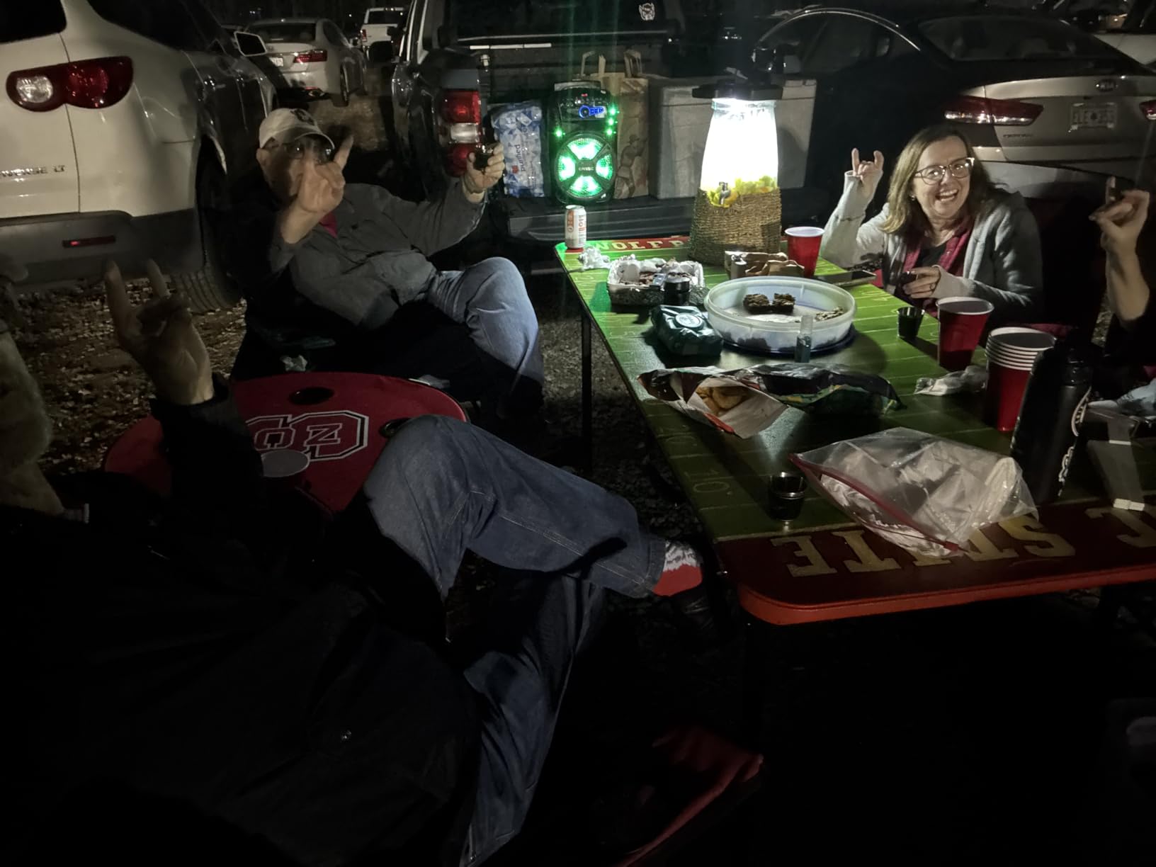 30W Rechargeable Work Light, 3000 Lumen Magnetic Work Light Battery Powered, Waterproof Portable Cordless Job Site Lighting for Construction Site, Workshop, Garage, Camping customer photo 1