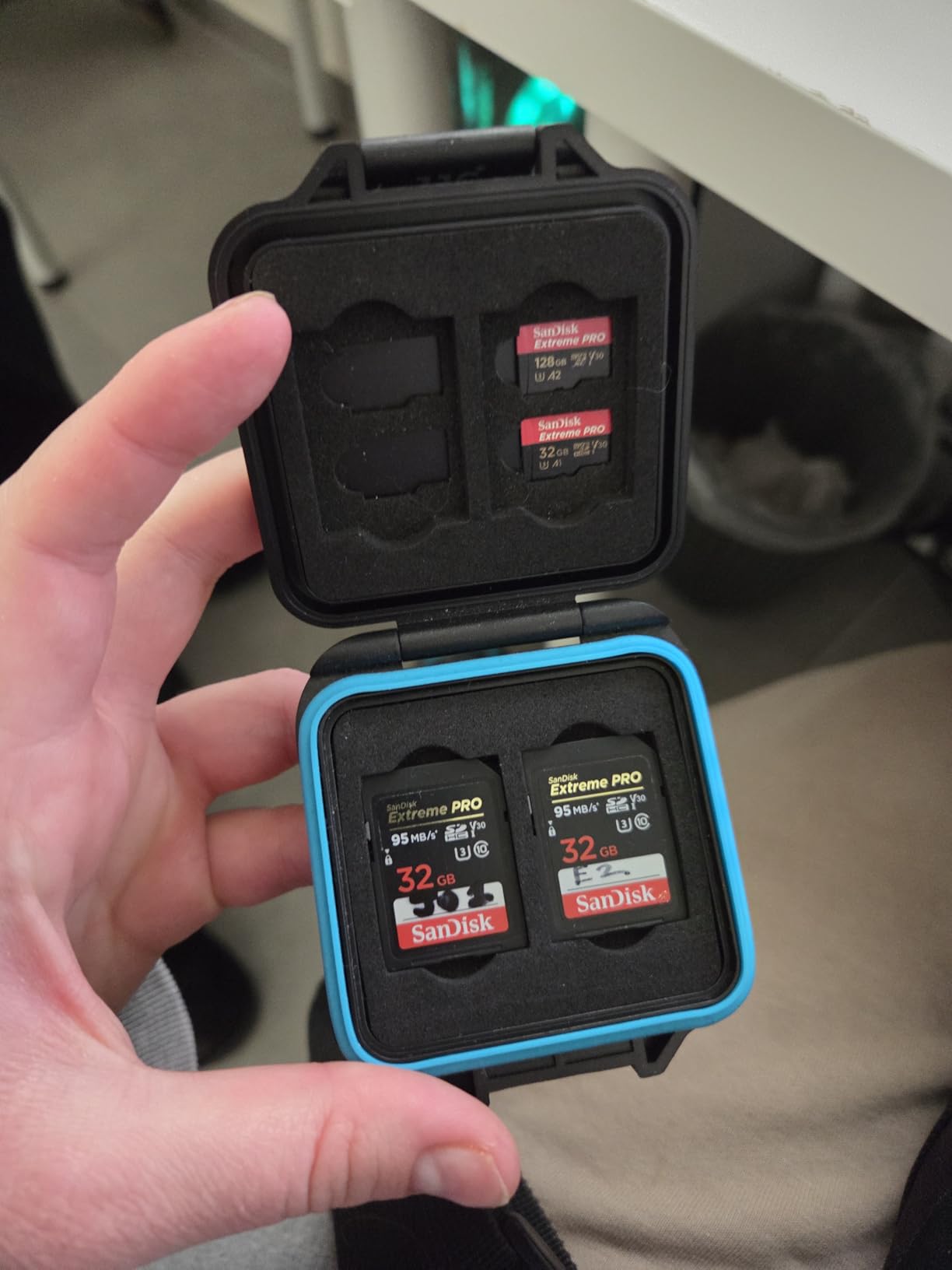 JJC 12 Slots Portable SD Micro SD Memory Card Case, Water-Resistant and Anti-Shock SD MSD TF Card Holder Storage Organizer for 8 Micro SD Card & 4 SD/SDHC/SDXC Card with EVA Foam Interior customer photo 1