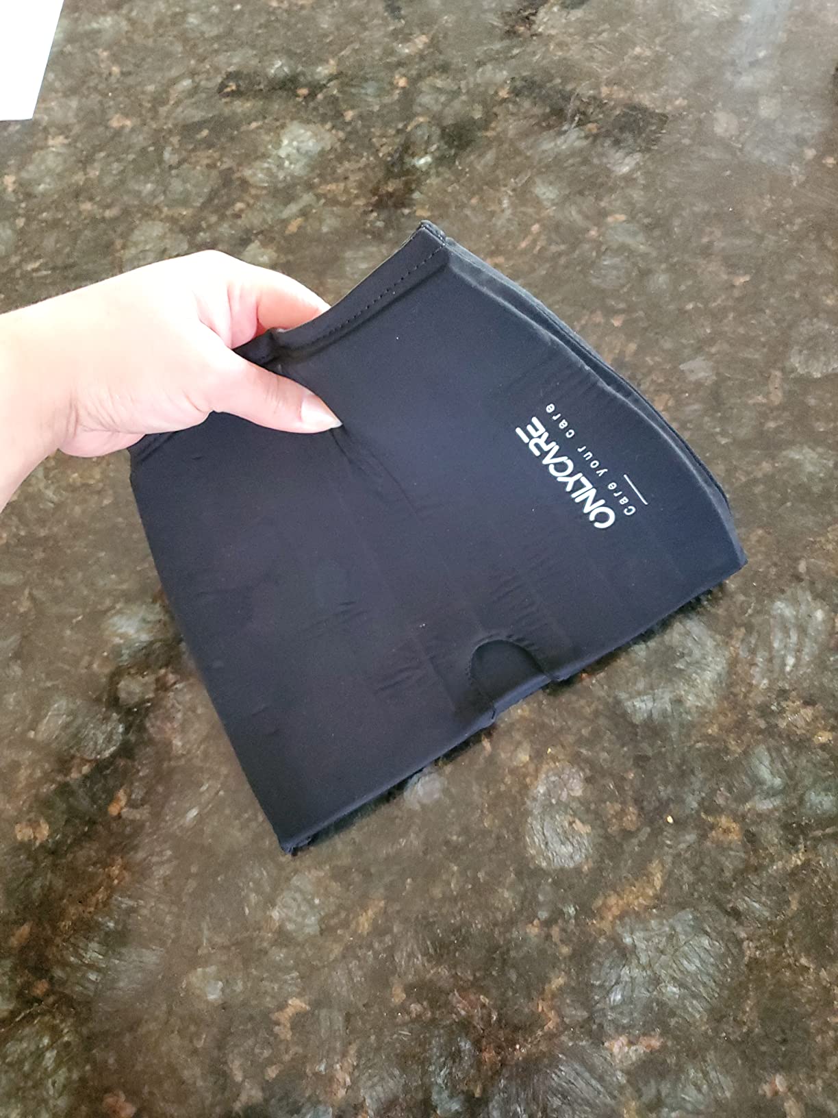 ONLYCARE Migraine Relief Cap, Upgraded Odorless Headache Relief Cap, 360° Gel Surround Ice Pack Mask for Migraine, Sinus, Stress, Frontal Headaches (Black) customer photo 2