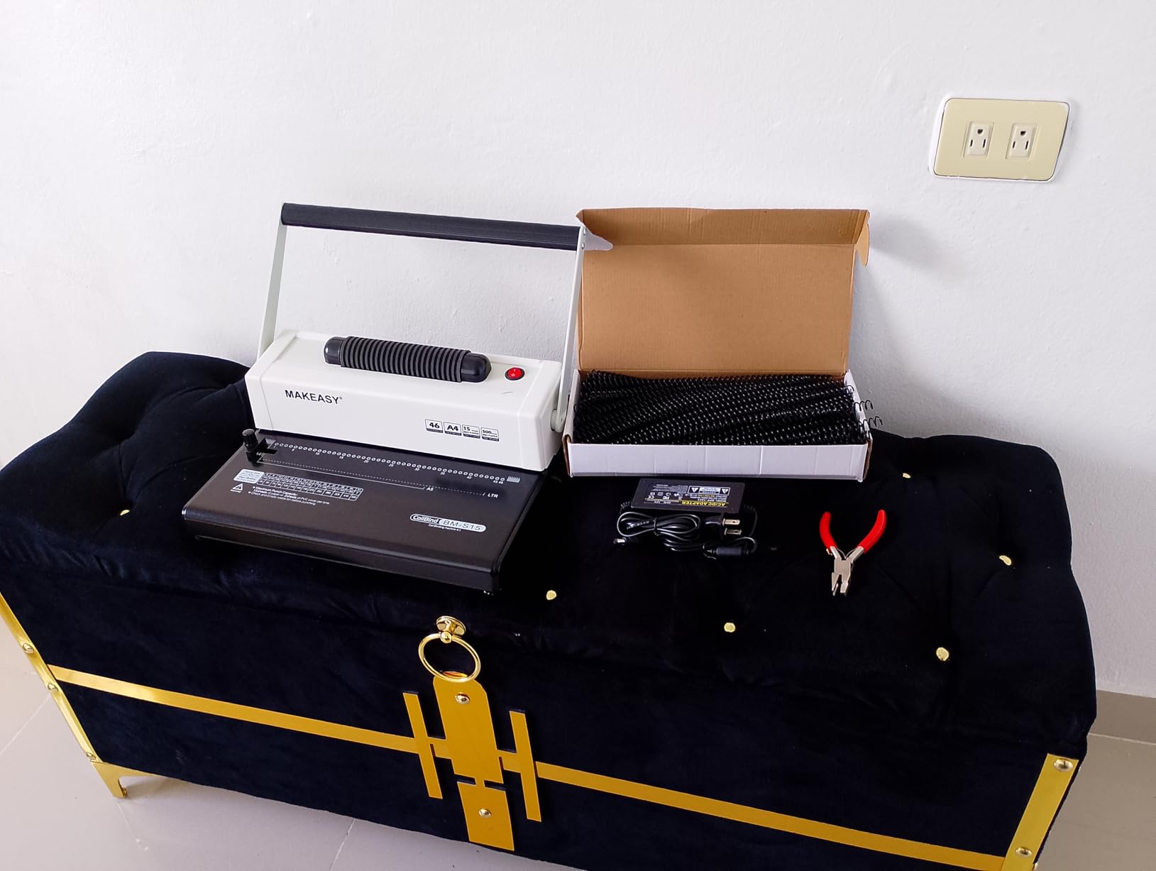 MAKEASY Coil Spiral Binding Machine 4:1 pitch - Manual Hole Punch - Electric Coil Inserter - Adjustable Side Margin customer photo 1