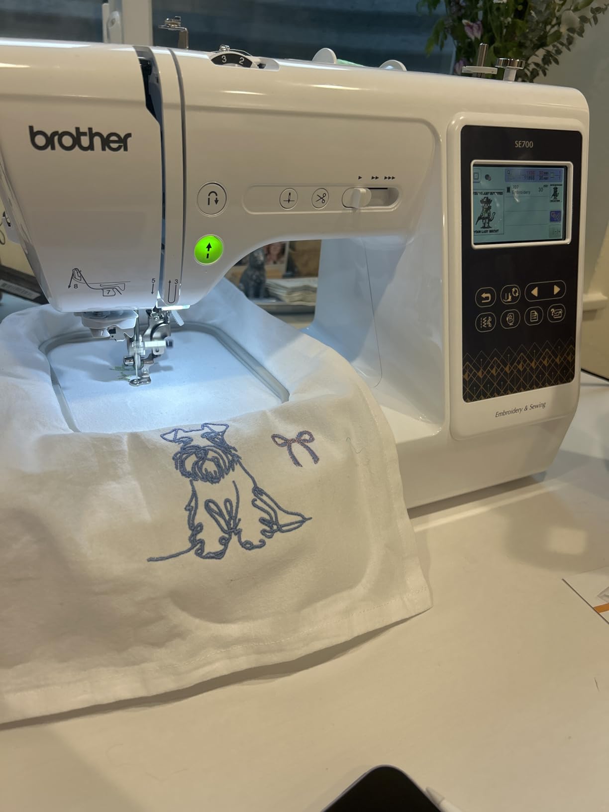 Brother SE700 Sewing and Embroidery Machine, Wireless LAN Connected, 135 Built-in Designs, 103 Built-in Stitches, Computerized, 4