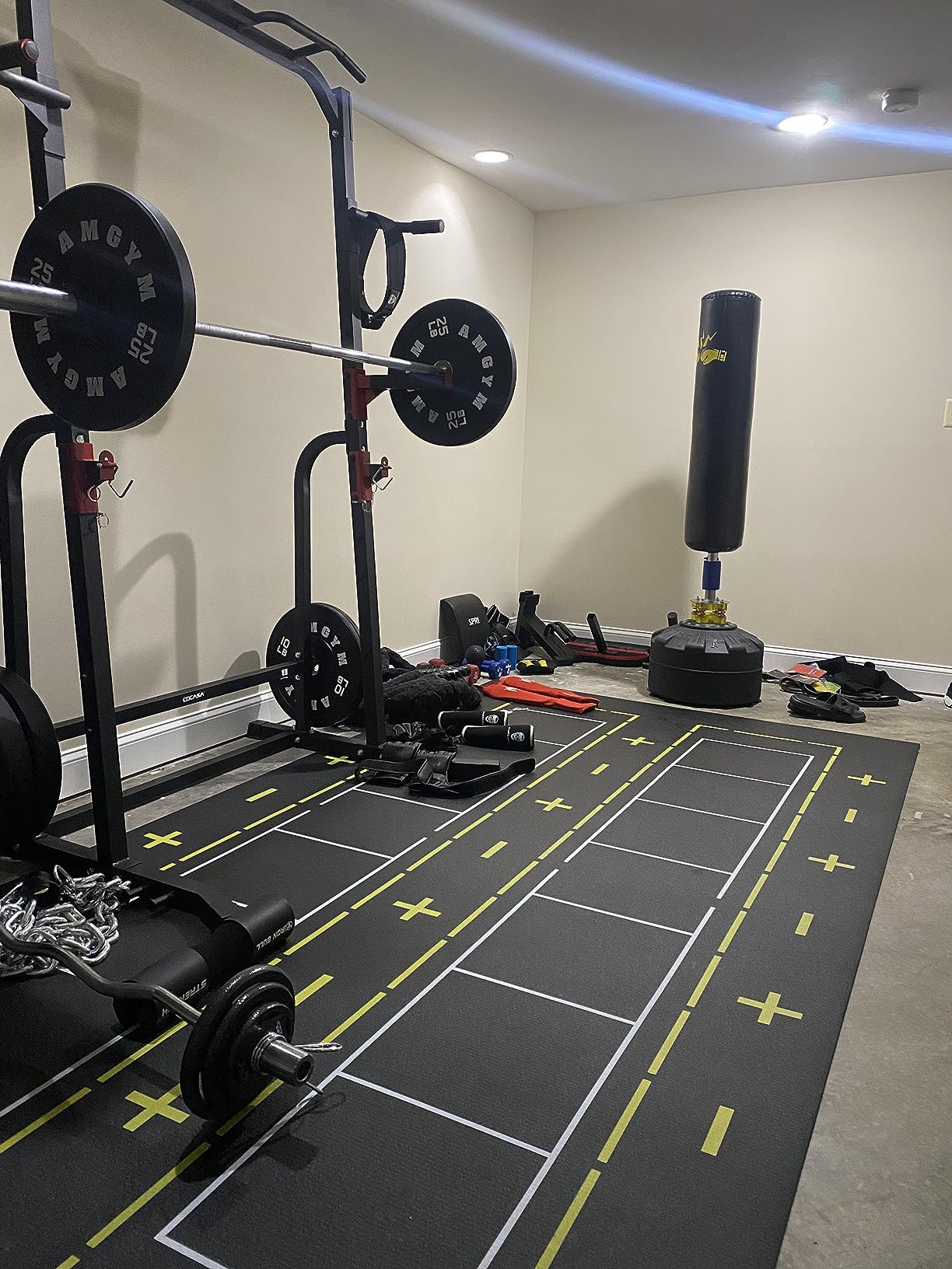 Standing Punching Bag for Adults, Feikuqi 205lbs Heavy Bag for Boxing, Shock Absorber, Suction Cup Base, Stand Up Punching Bag Adult, Standing Kickboxing Bag for Home Office Gym customer photo 1