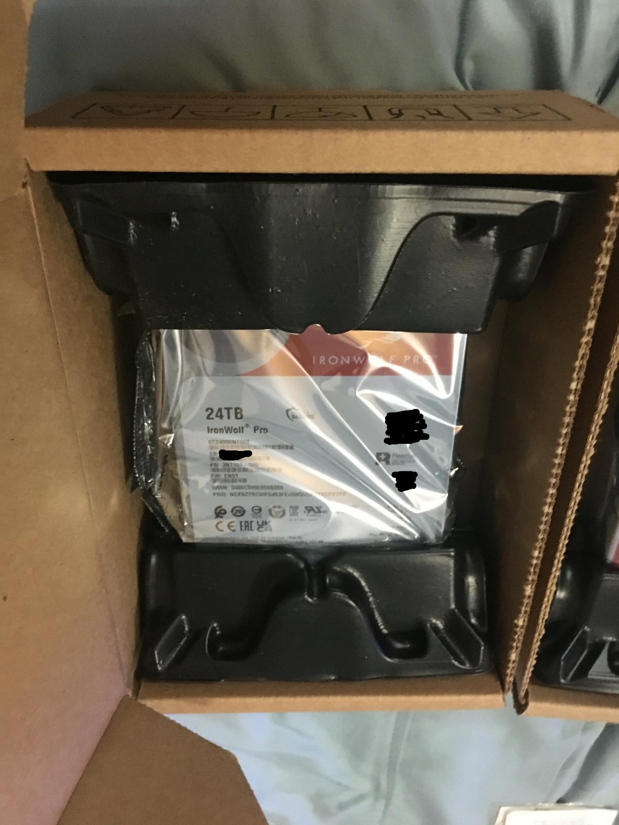 Seagate IronWolf Pro, 12 TB, Enterprise NAS Internal HDD -CMR 3.5 Inch, SATA 6 Gb/s, 7,200 RPM, 256 MB Cache for RAID Network Attached Storage (ST12000NT001) customer photo 2