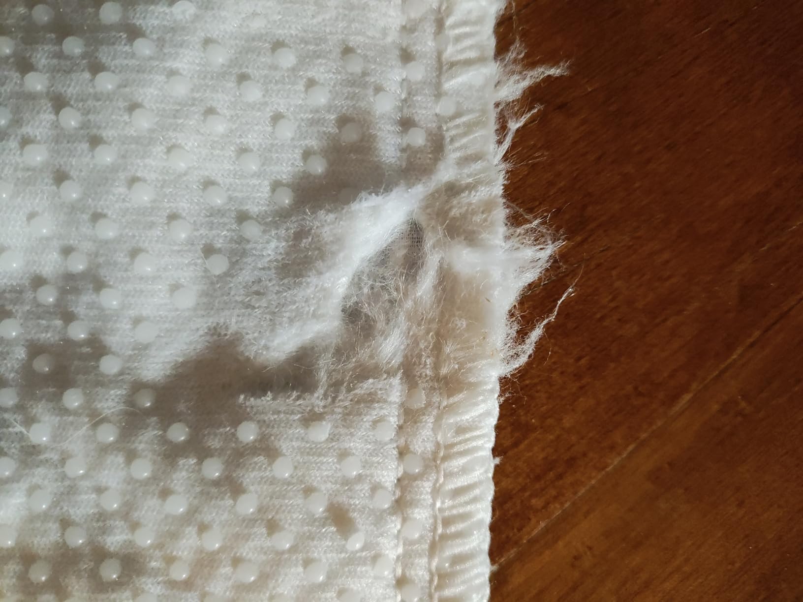 GORILLA GRIP Washable Underpads, Waterproof Reusable Heavy Absorbency Incontinence Bed Pads, Leak Proof Toddler Mattress Pad, 52x34 2 Pack, Slip Resistant for Bedwetting, Adults and Kids, White customer photo 2