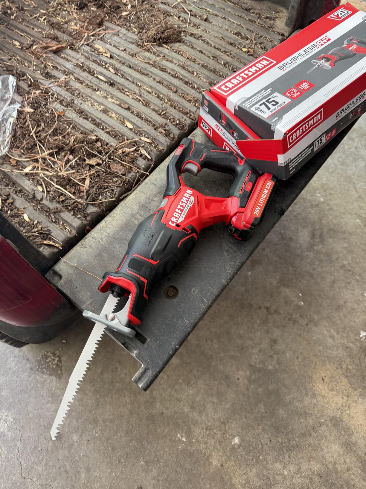 CRAFTSMAN V20 RP Cordless Reciprocating Saw, 3,200 RPM, 8 inch, Bare Tool Only (CMCS351B) customer photo 1