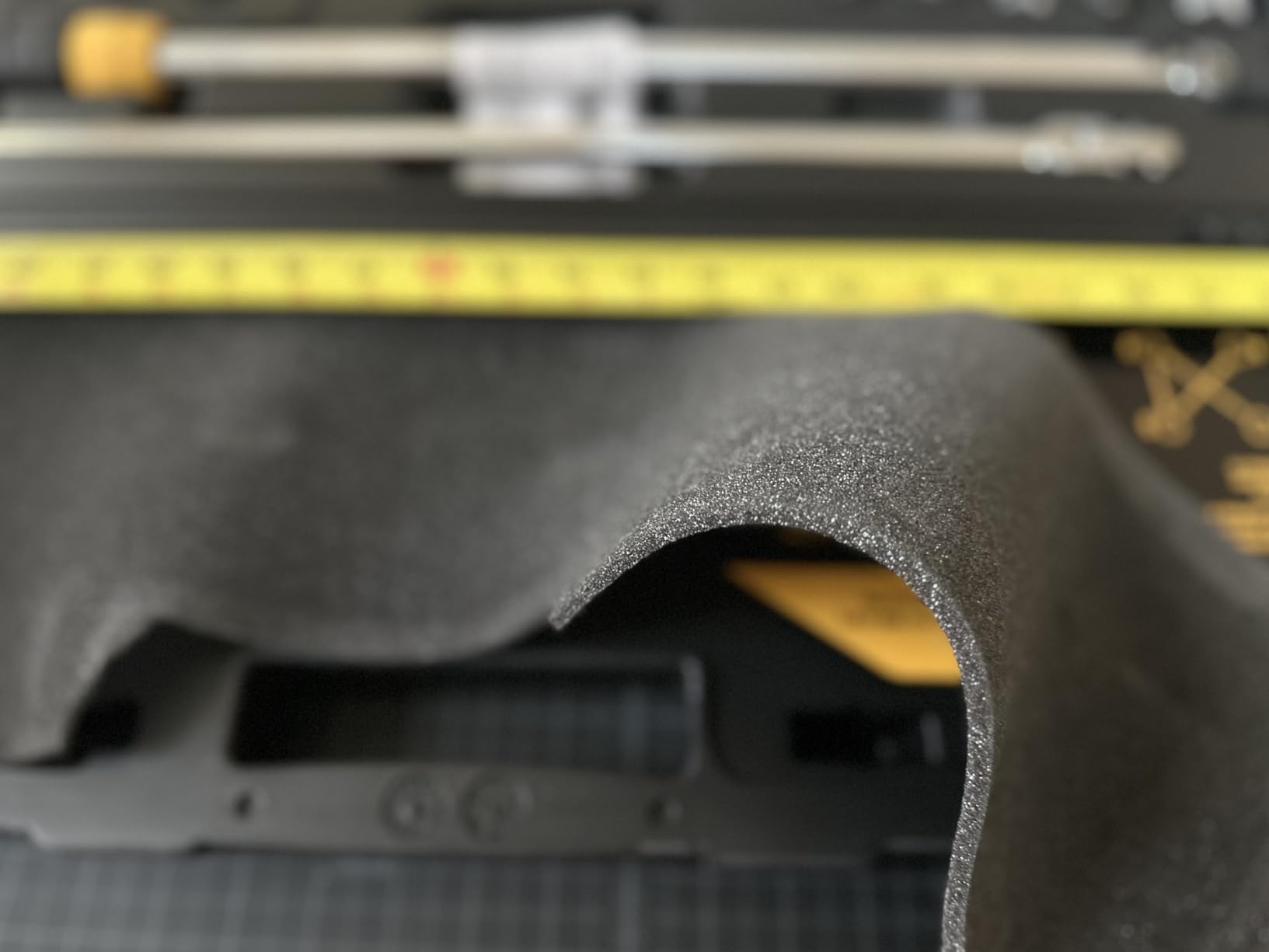 DEWALT Torque Wrench Tool Set, Tire Change Kit, 50-250 FT-LB, 12 Piece with Storage Case (DWMT45012) customer photo 1