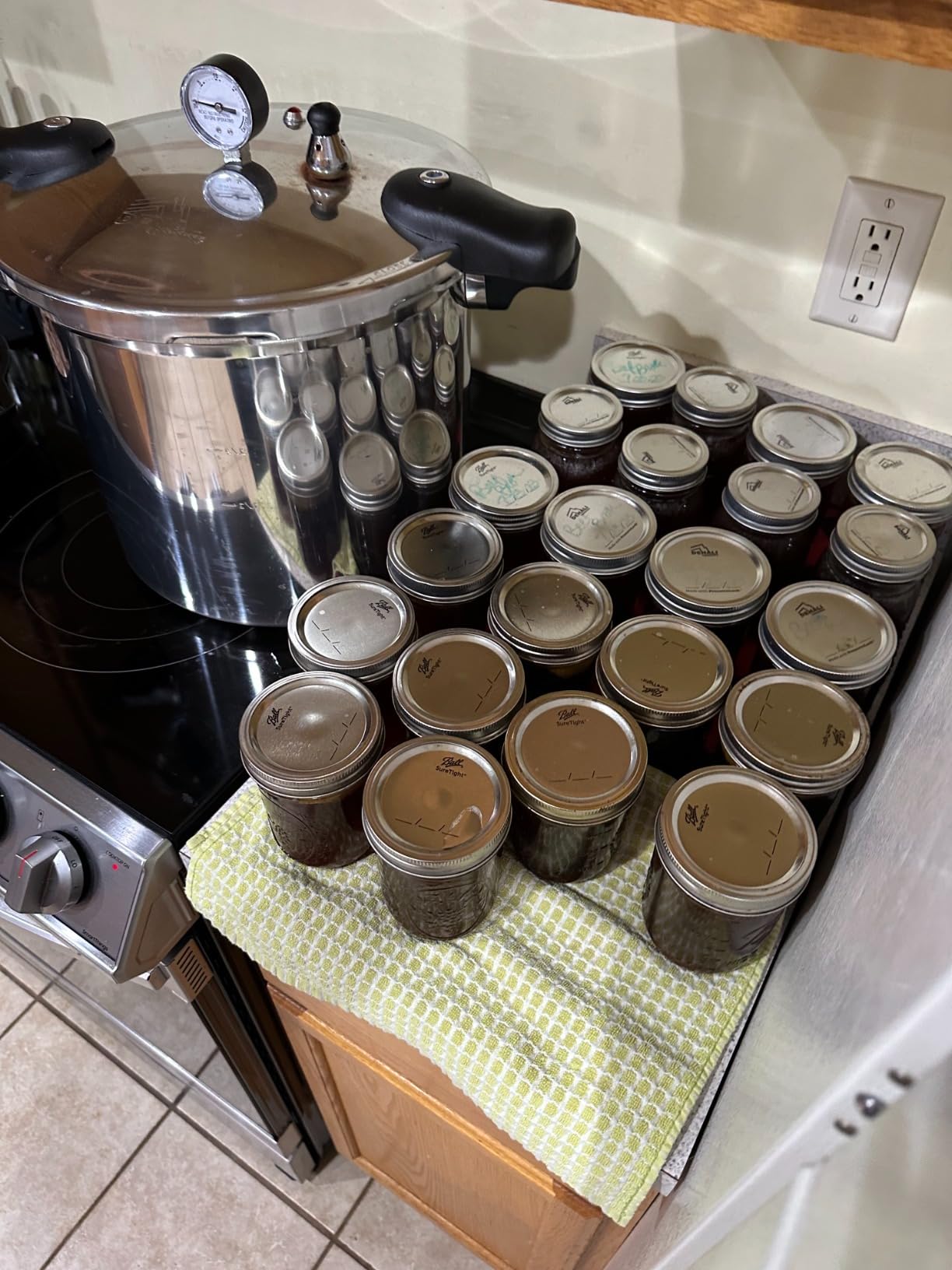 THE TANKER by Denali Canning - 23 Quart Beginner Friendly Pressure Canner & Cooker | Induction Compatible | Pressure Gauge, 15lb & 10lb Weights | Aluminum & Stainless Steel Parts | USA Company customer photo 1