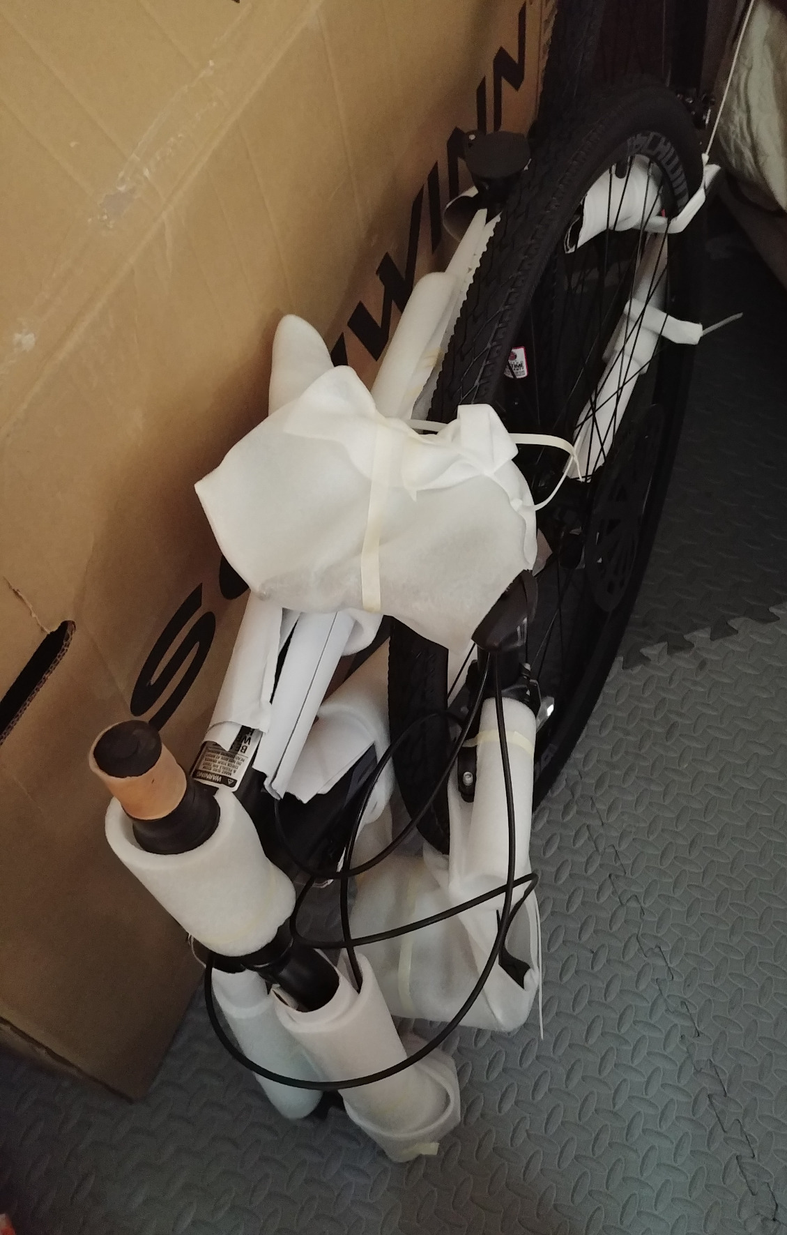 Schwinn Sporterra RX Gravel Bike, 700c Mens and Womens Bike, 14-Speed Drop Bar Gravel Bicycle, Mechanical Disc Brakes, Rigid Fork, Aerodynamic Riding Position, Quick Release Seat Post, Adult Bicycle | Drop Bar, Gravel Bicycle, Rigid Fork customer photo 1