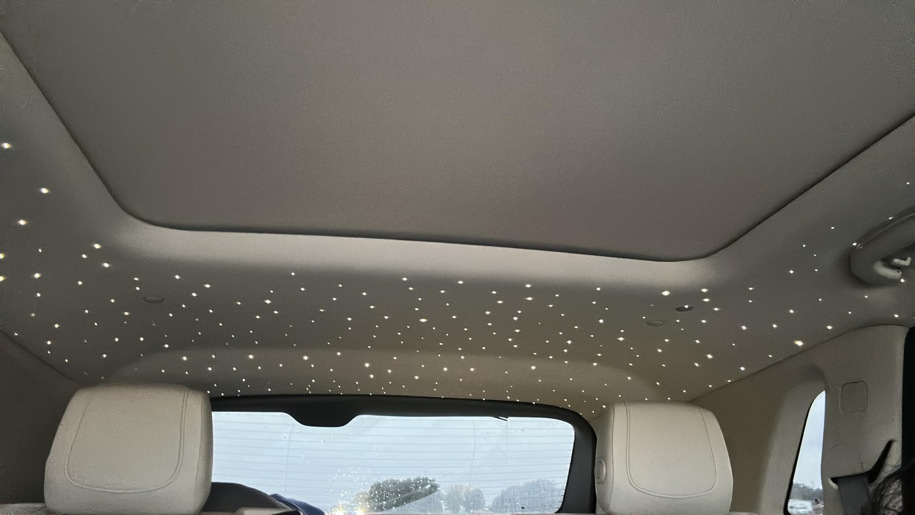 CHINLY Twinkle 500pcs 9.8ft (0.03in+0.04in+0.06in) Fiber Optic Lights Star Headliner kit, Music Mode Bluetooth APP Control Remote, RGBW Twinkle Star Lights for Star Headliner/Theater/Home Ceiling customer photo 2