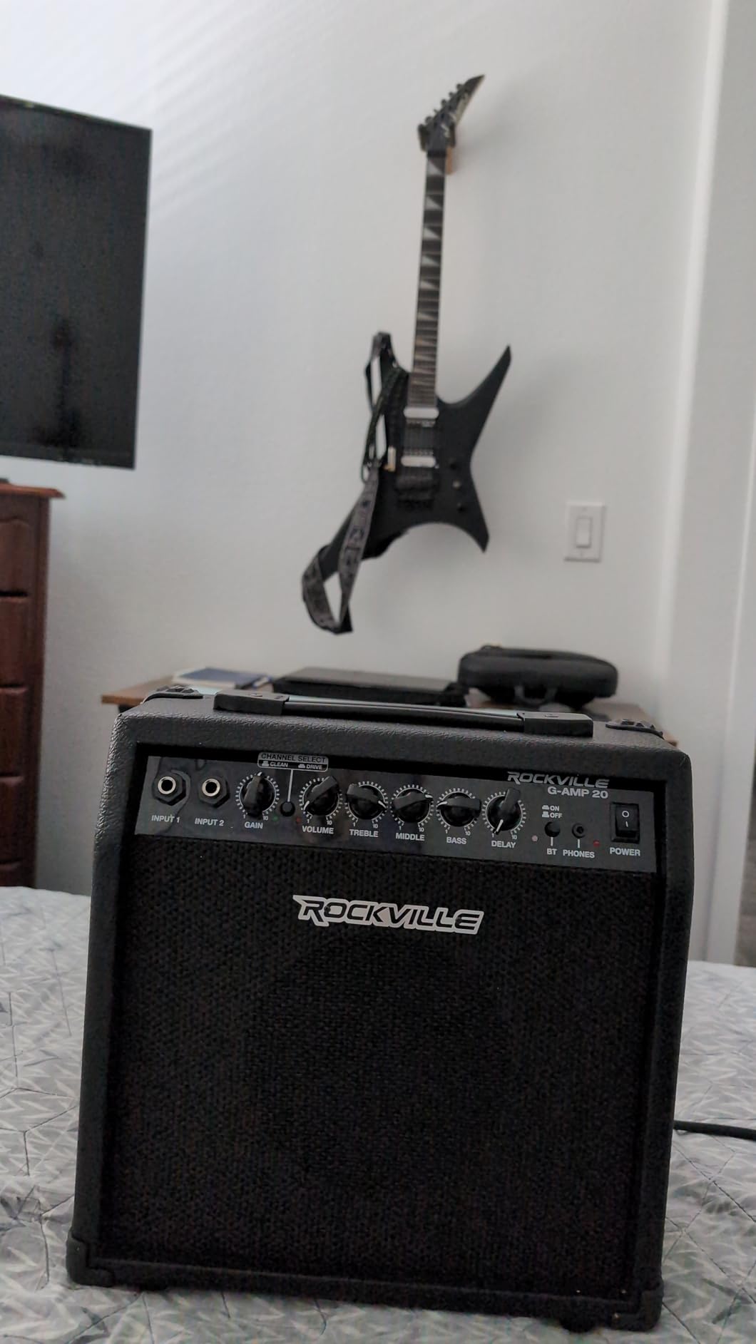 Rockville G-AMP 10W Guitar Amplifier with Bluetooth, Clean/Distortion Modes, 6