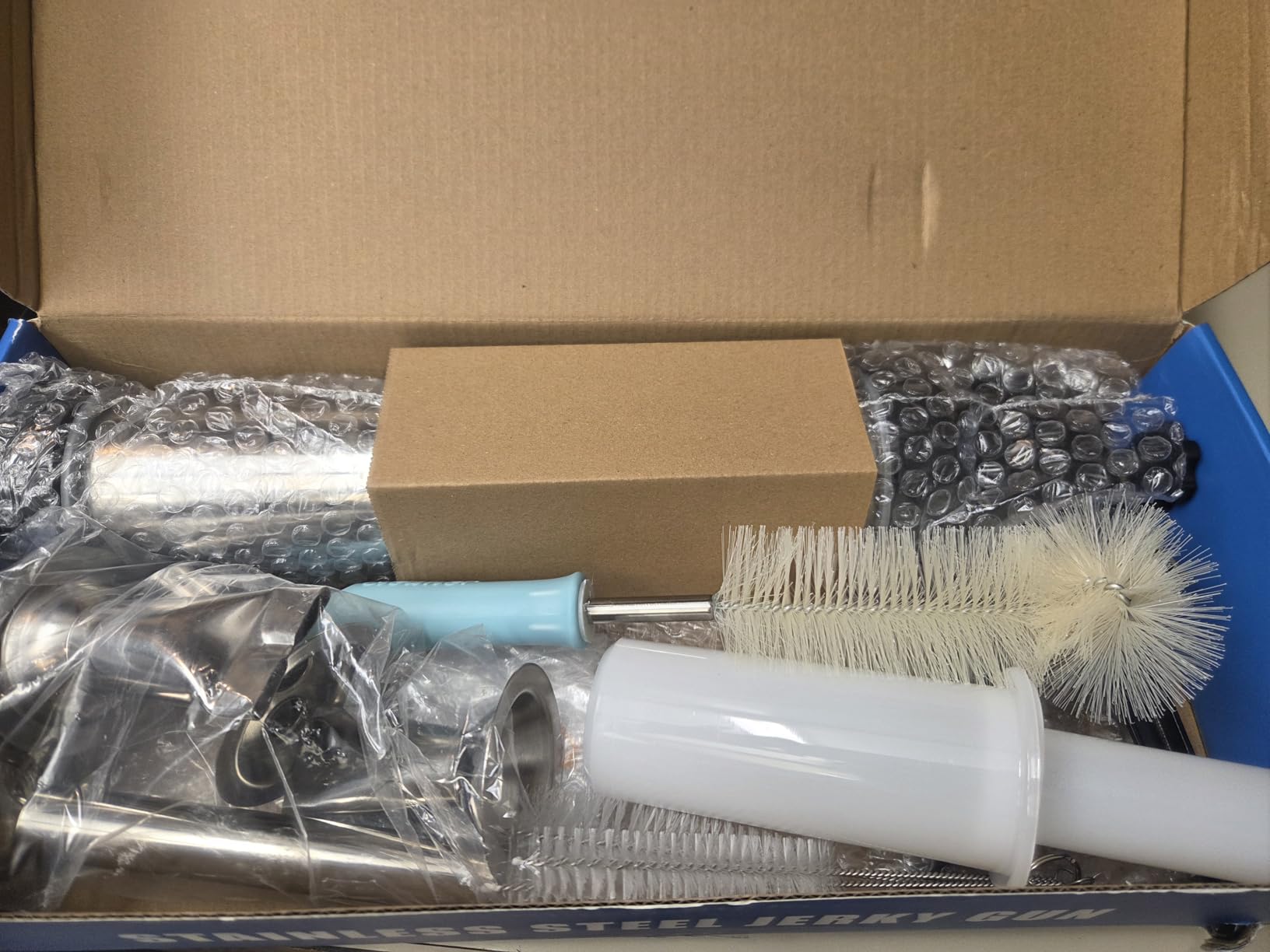 Professional Beef Jerky Gun Kits, Stainless Steel Jerky Maker, Jerky Cannon, Meat Gun with 5 Stainless Nozzles and 5 Brushes customer photo 2