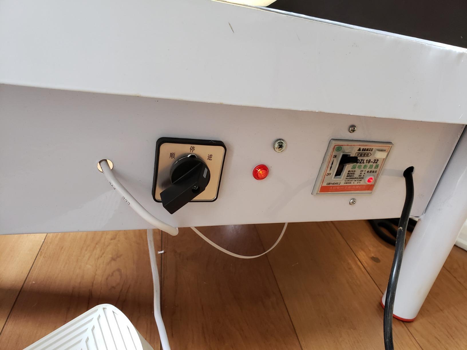 VEVOR 14in Pottery Wheel for Adults Beginners, 0-6in Height-Adjustable, 450W Pottery Forming Machine 60-300RPM Electric Ceramic Wheel, Blue customer photo 1