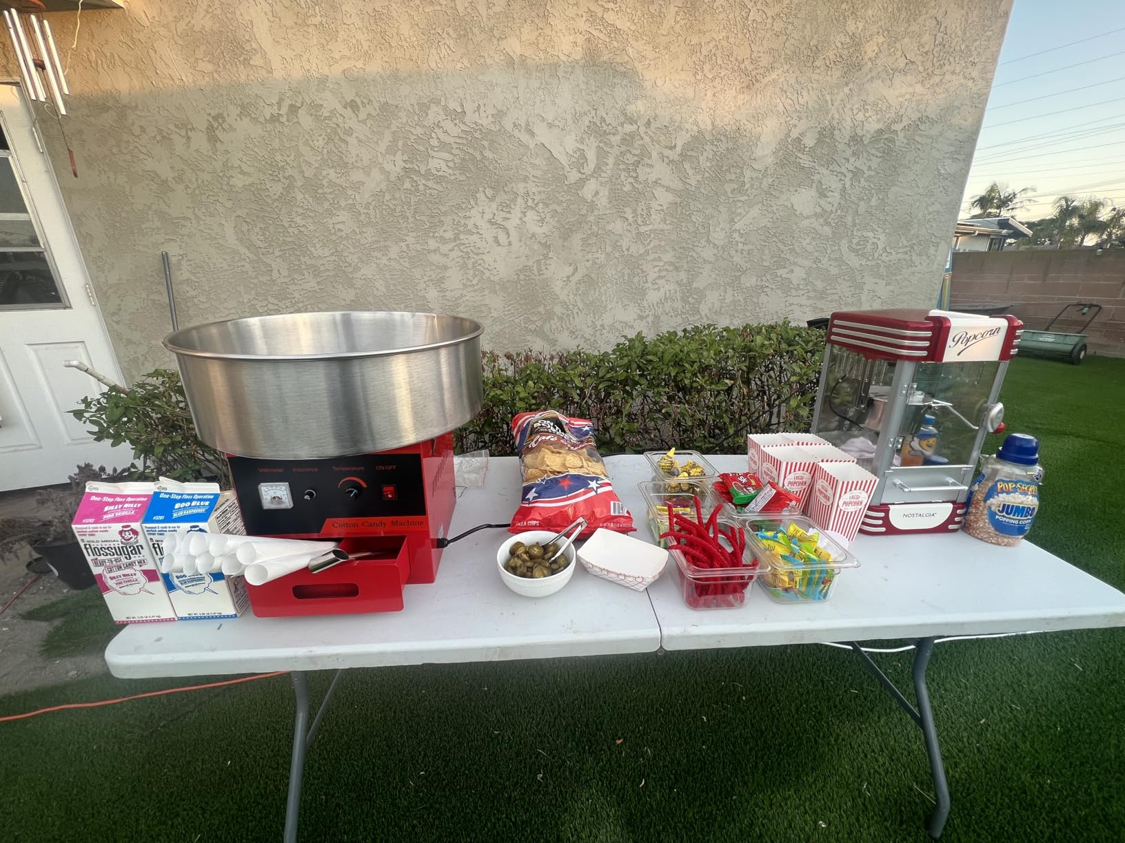 ROVSUN Cotton Candy Machine 21 Inch, Electric Commercial Cotton Candy Maker Machine Candy Floss Machine w/Stainless Steel Bowl, Sugar Scoop and Large Storage Drawer Home Party Carnival, Blue customer photo 1