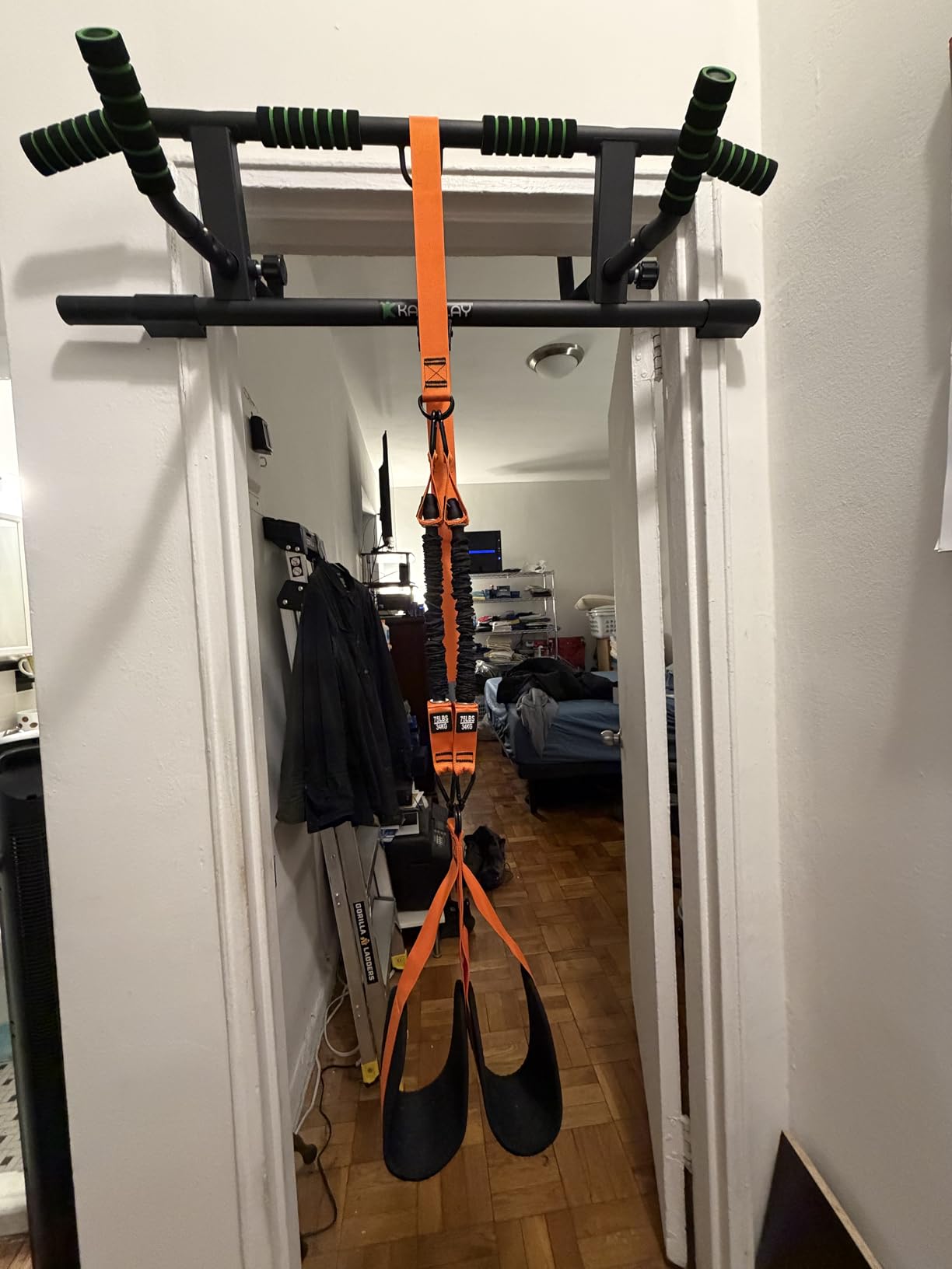 HPYGN Two Foots Pull Up Assistance Bands, Heavy Duty Resistance Band for Pull Up Bar, Adjustable Weight/Size with Fabric Feet/Knee Rest, Bands for Pull Up Assist for Strength Training, Pull Up customer photo 1