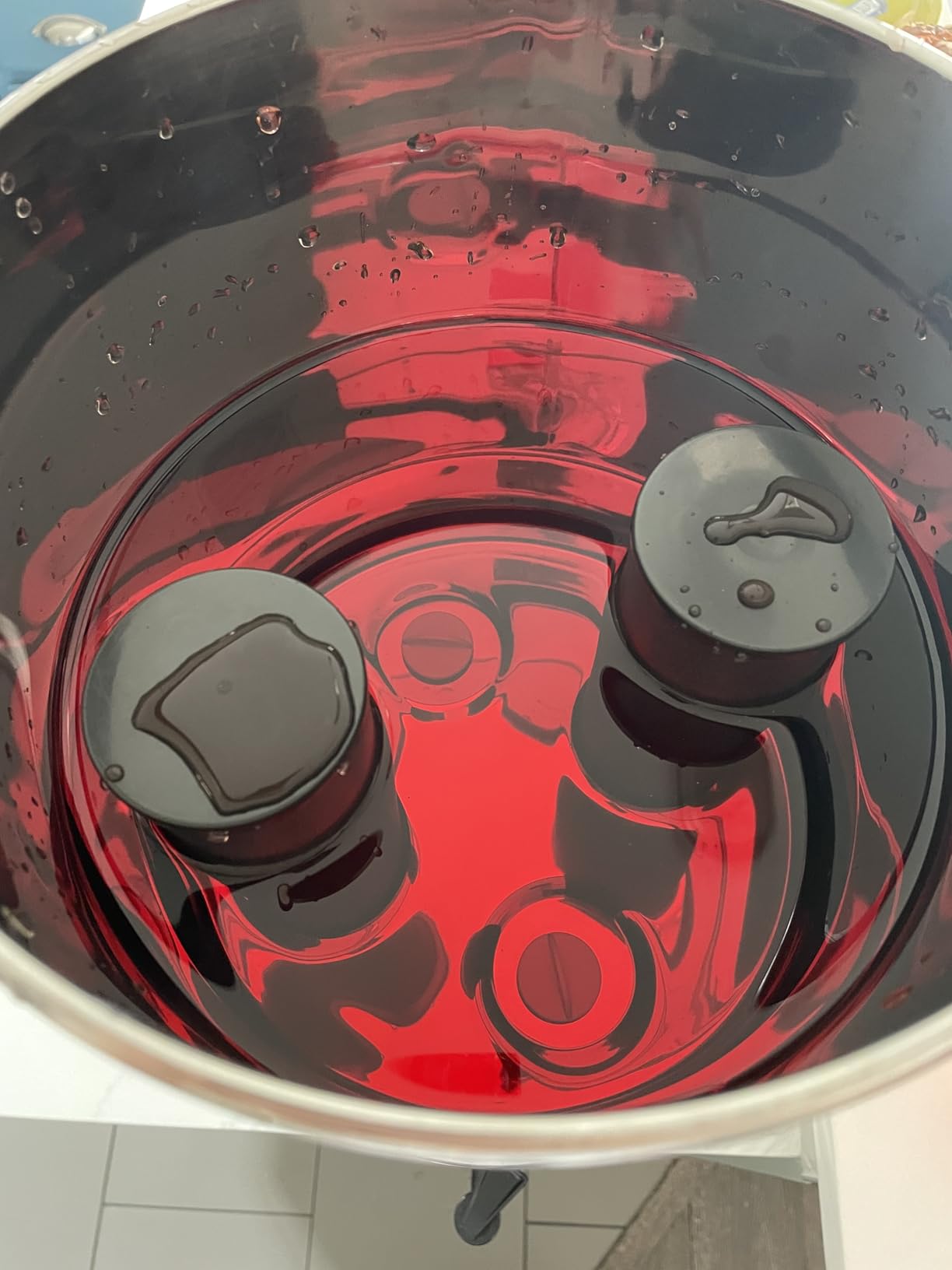 Waterdrop Gravity-fed Water Filter System, Reduces Lead and up to 99% of Chlorine, NSF/ANSI 42&372 Standard, with 2 Black Carbon Filters and Metal Spigot, King Tank Series, WD-TK-A customer photo 1