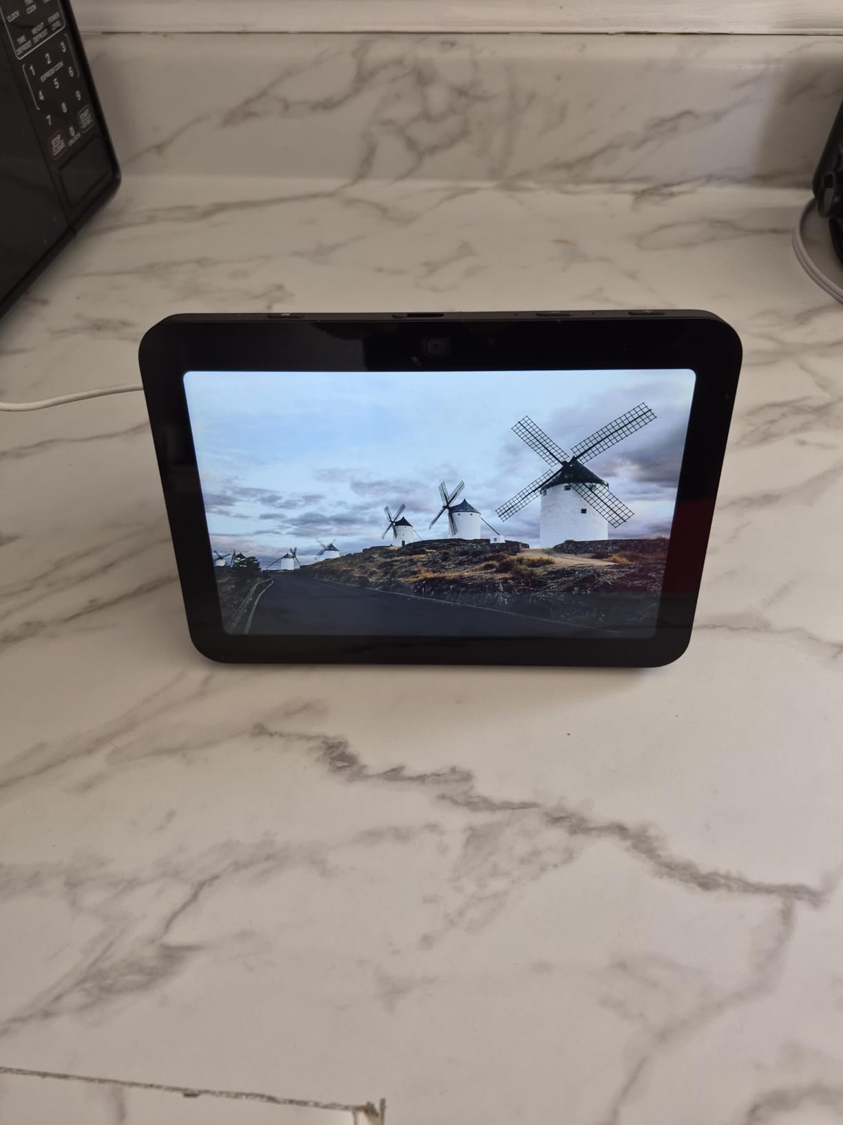 Echo Show 8, With Spatial Audio, Smart Home Hub, ideal for open living spaces, Designed for Alexa+, Charcoal customer photo 1