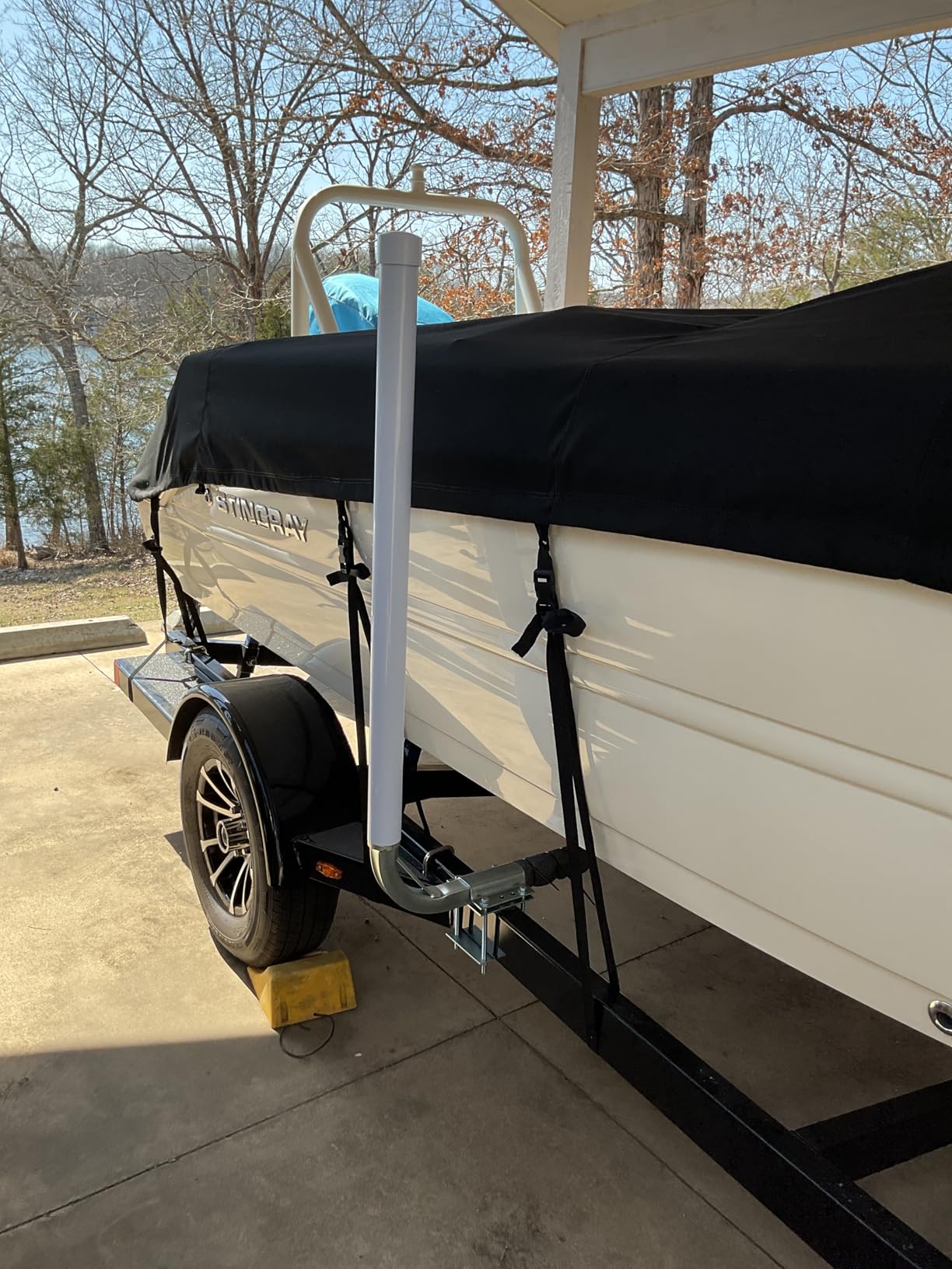 Extreme Max 3005.5542 Post Trailer Guide-On - 45