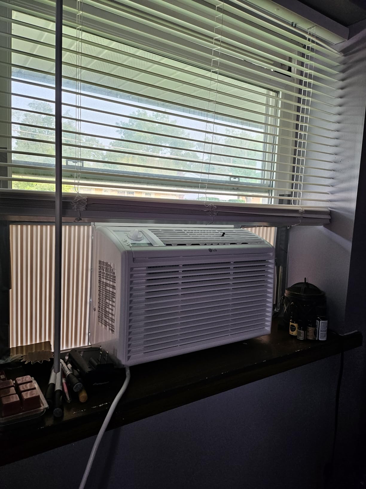LG 5000 BTU Window Air Conditioners [2023 New] Easy Mechanical Control Ultra-Quiet Compact-size Cools Washable Filter 150 Sq.Ft. for Small Room AC Unit air conditioner Easy Installation White LW5023 customer photo 2