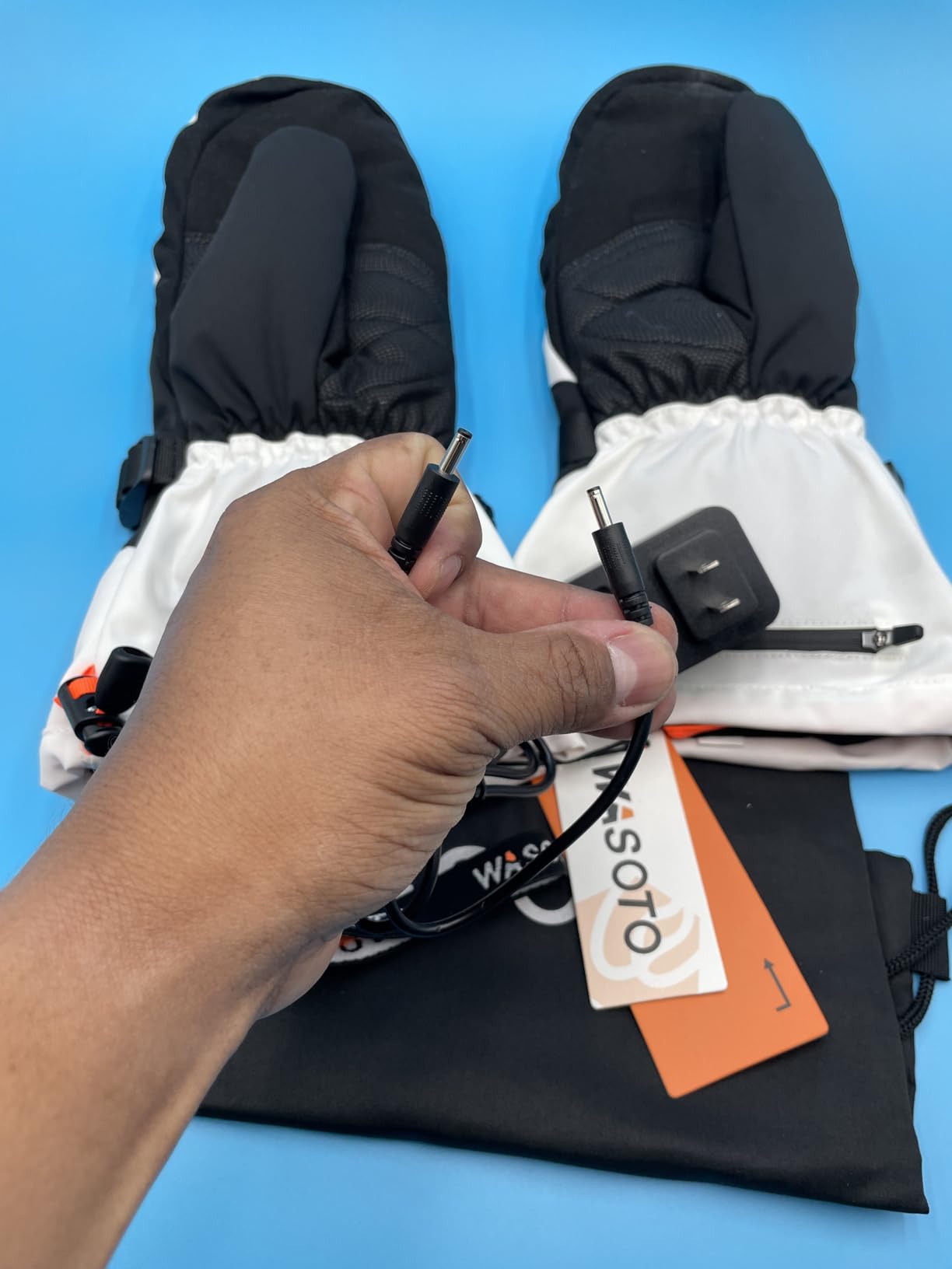 Heated Mittens Gloves for Women Men 7.4V Battery 22.2Wh Electric Rechargeable Waterproof Ski Gloves for Winter Outdoor Work Skiing Snowboarding Hiking Fishing Camping Raynaud customer photo 1