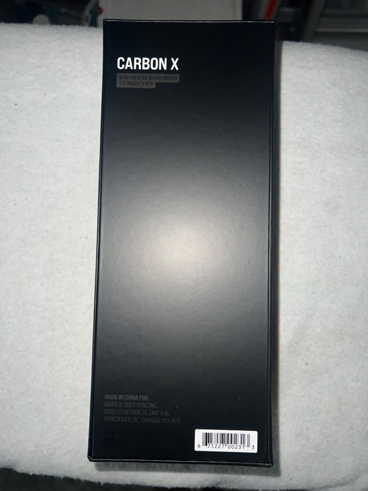 The Beard Struggle Carbon X Heated Beard Brush, Cordless Beard Straightener for Men with Adjustable Temperature 160-200°C - Ionic Anti-Frizz Carbon X Technology Beard Straightening Brush customer photo 1